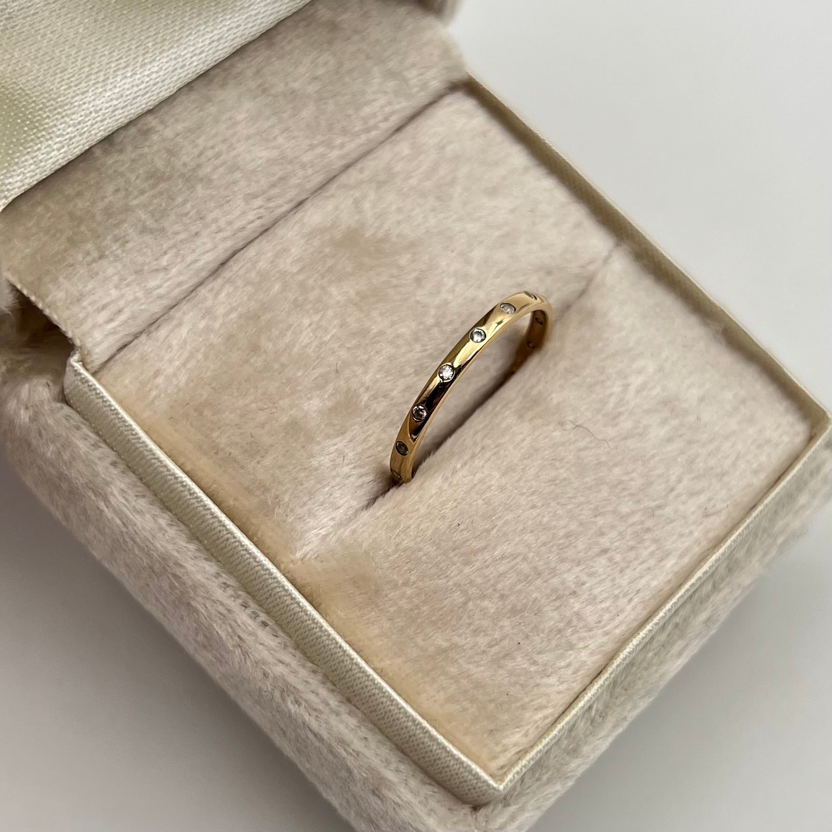 ANILLO ARGOLLA CIRCON BLANCO  ORO AMARILLO 18K / TALLA 6/5 / 1,25 GR / 18 MM