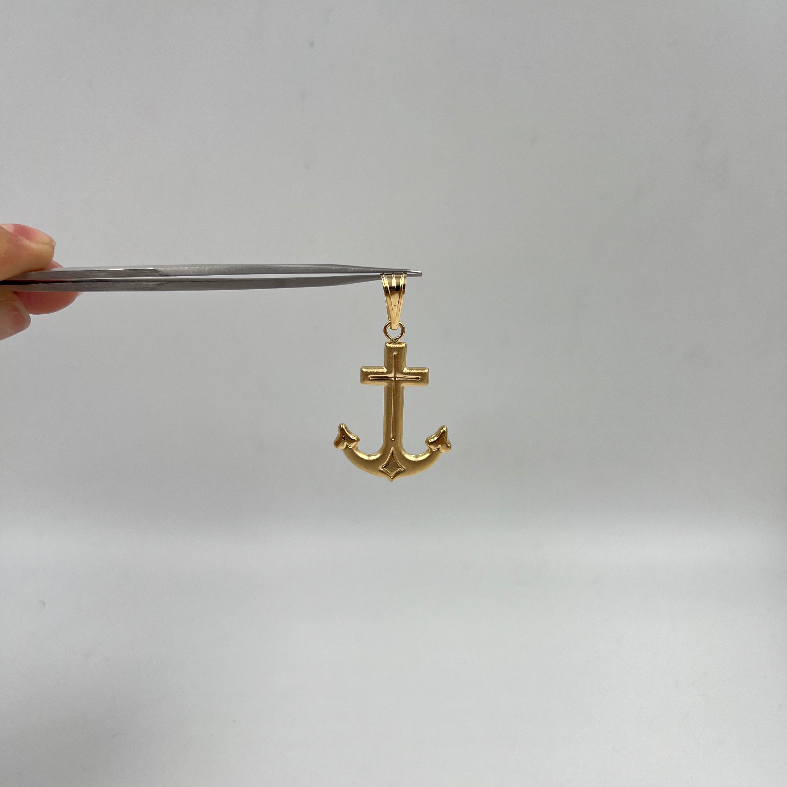 DIJE ANCLA ORO AMARILLO 18K 2,77 GR / 24 MM / 3,5 CM