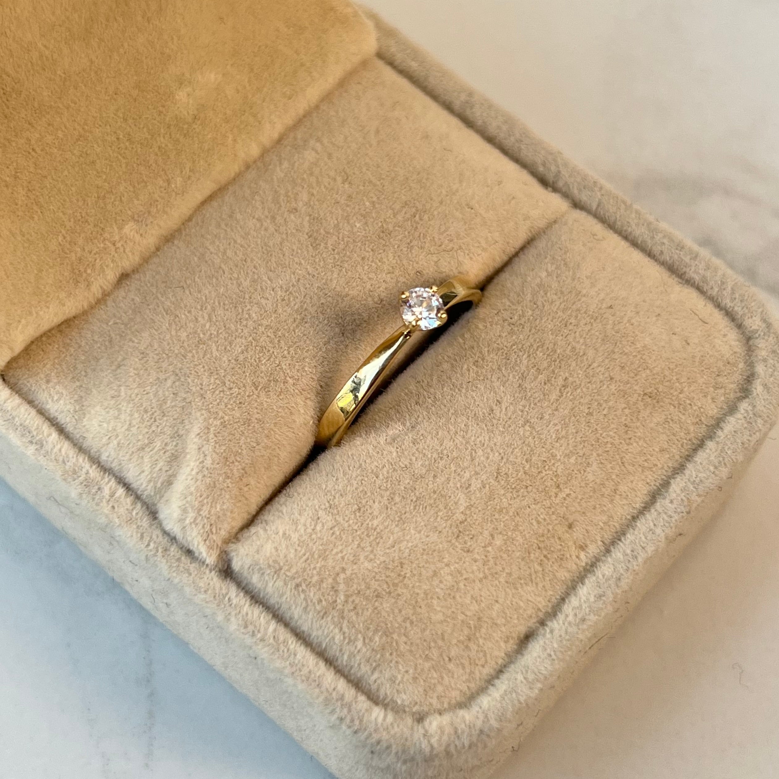 ANILLO SOLITARIO CIRCON BLANCO ORO AMARILLO 18K / TALLA 6/5 / +2 / 1,92GR / 2,1 MM