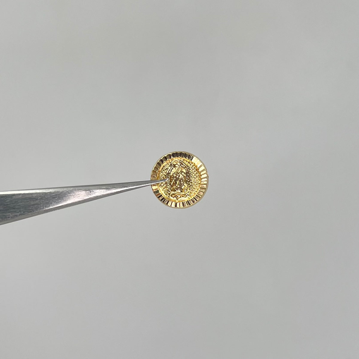 HERRAJE VIRGEN DE GUADALUPE TAMBOR ORO AMARILLO 18K 0,64 GR / 1,2 CM