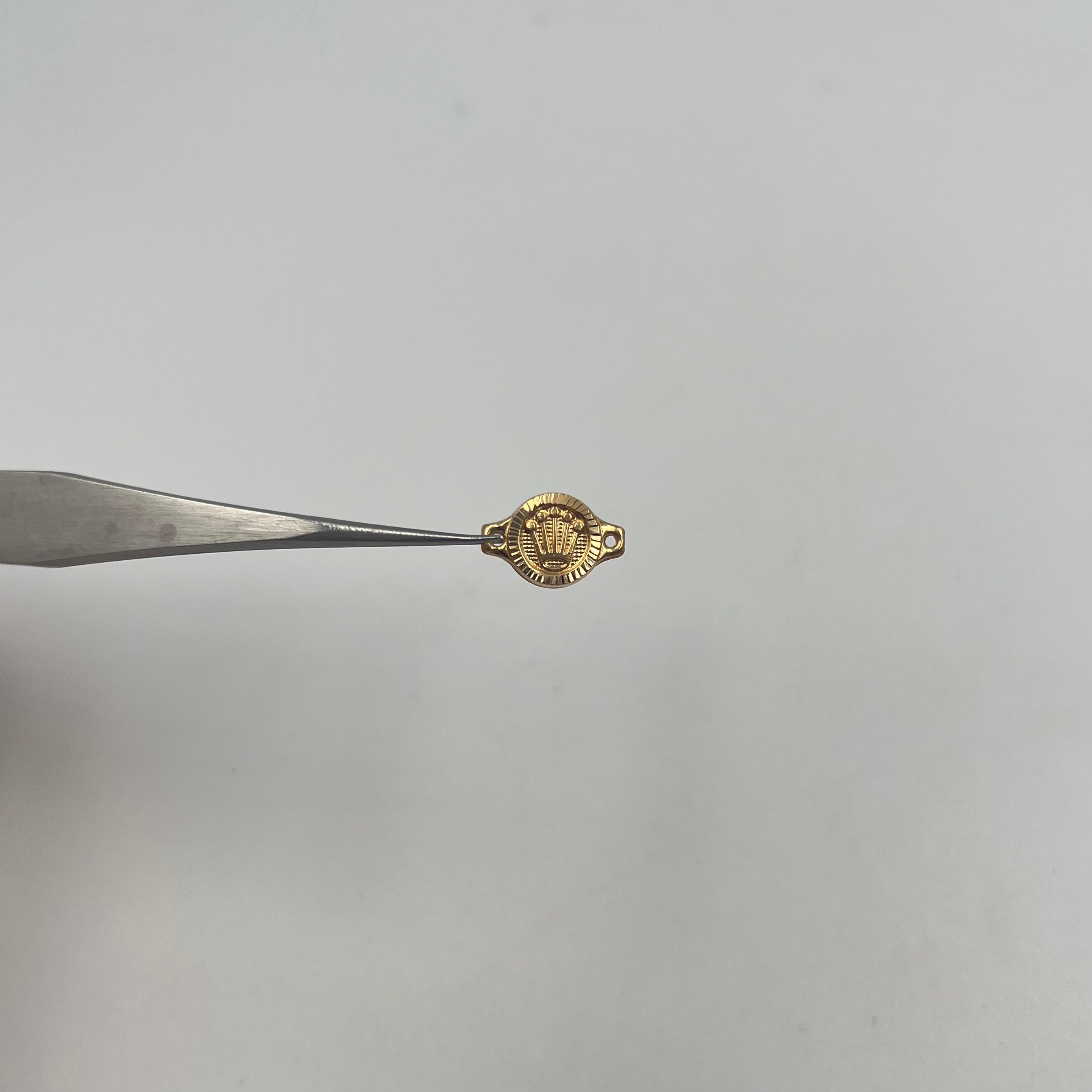 HERRAJE RX BORDE DIAMANTADO  ORO AMARILLO 18K 0,65 GR / 1,4 CM
