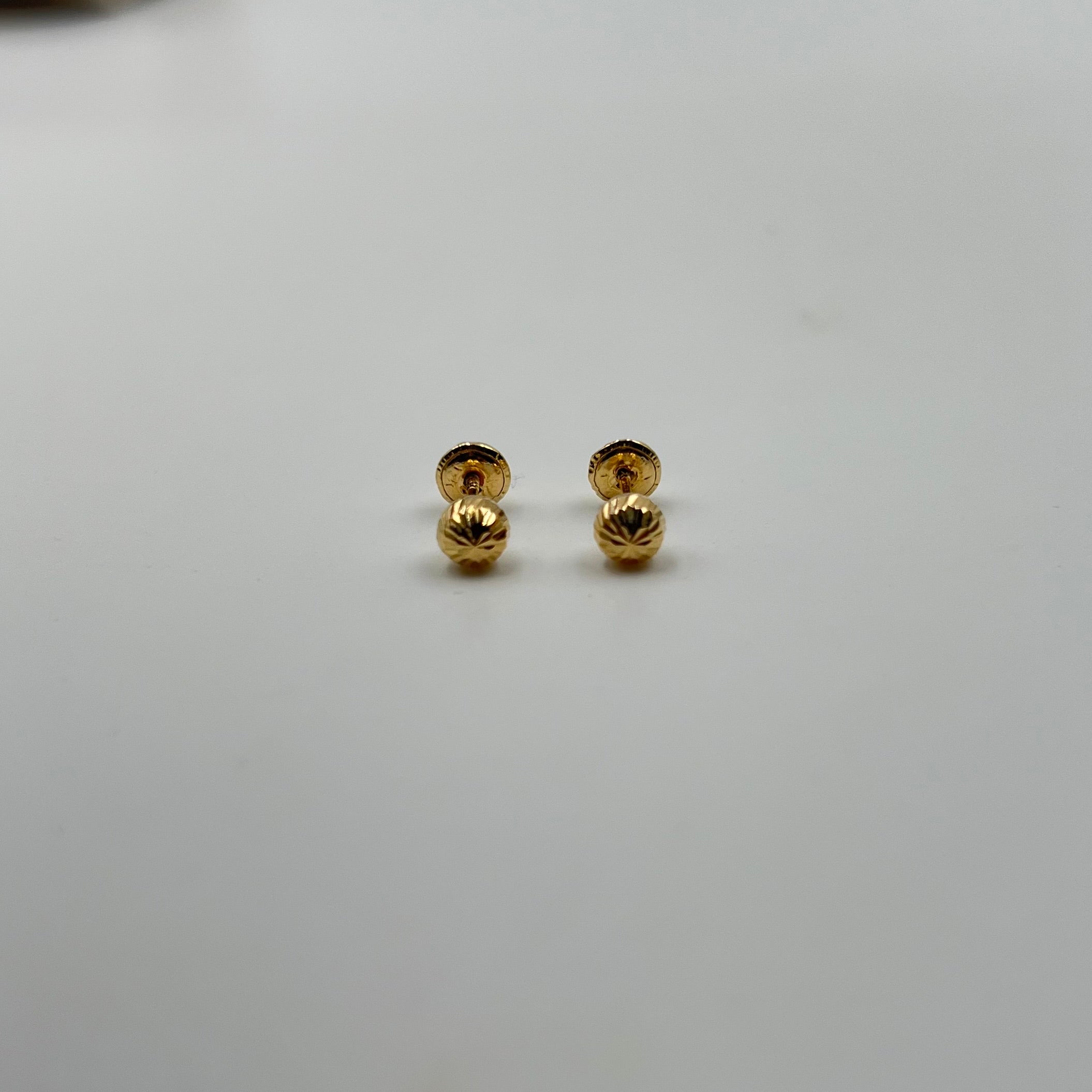 TOPOS BOLA DIAMANTADO ORO AMARILLO 18K 0,6 GR / 5 MM