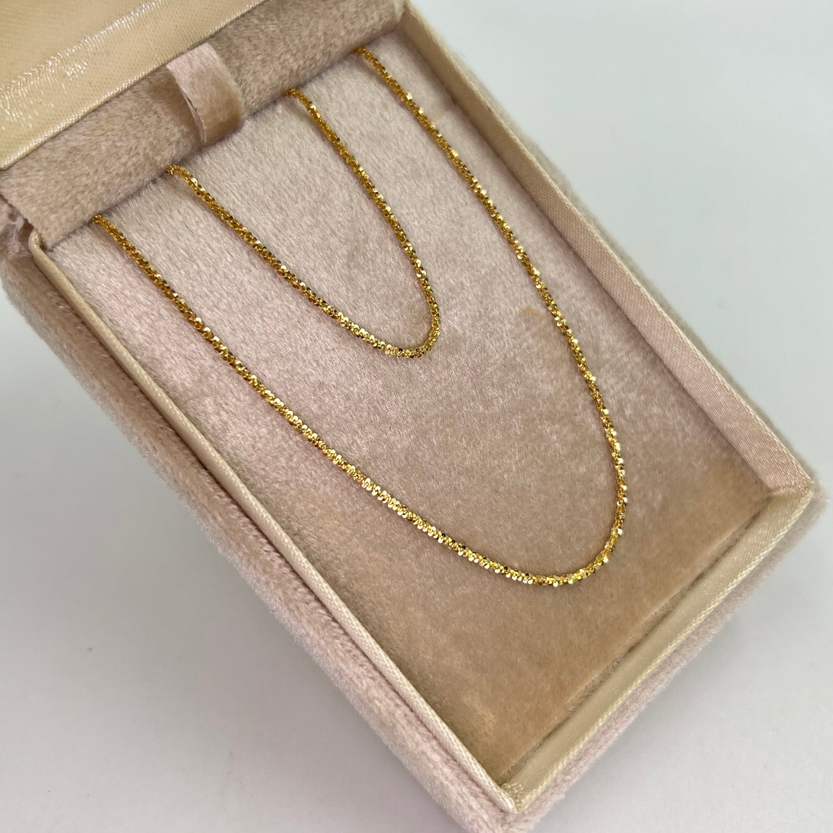 CADENA ITALY TEJIDO ESPECIAL ORO AMARILLO 18K +3 / 2,52 GR / 1,3 MM / 50 CM