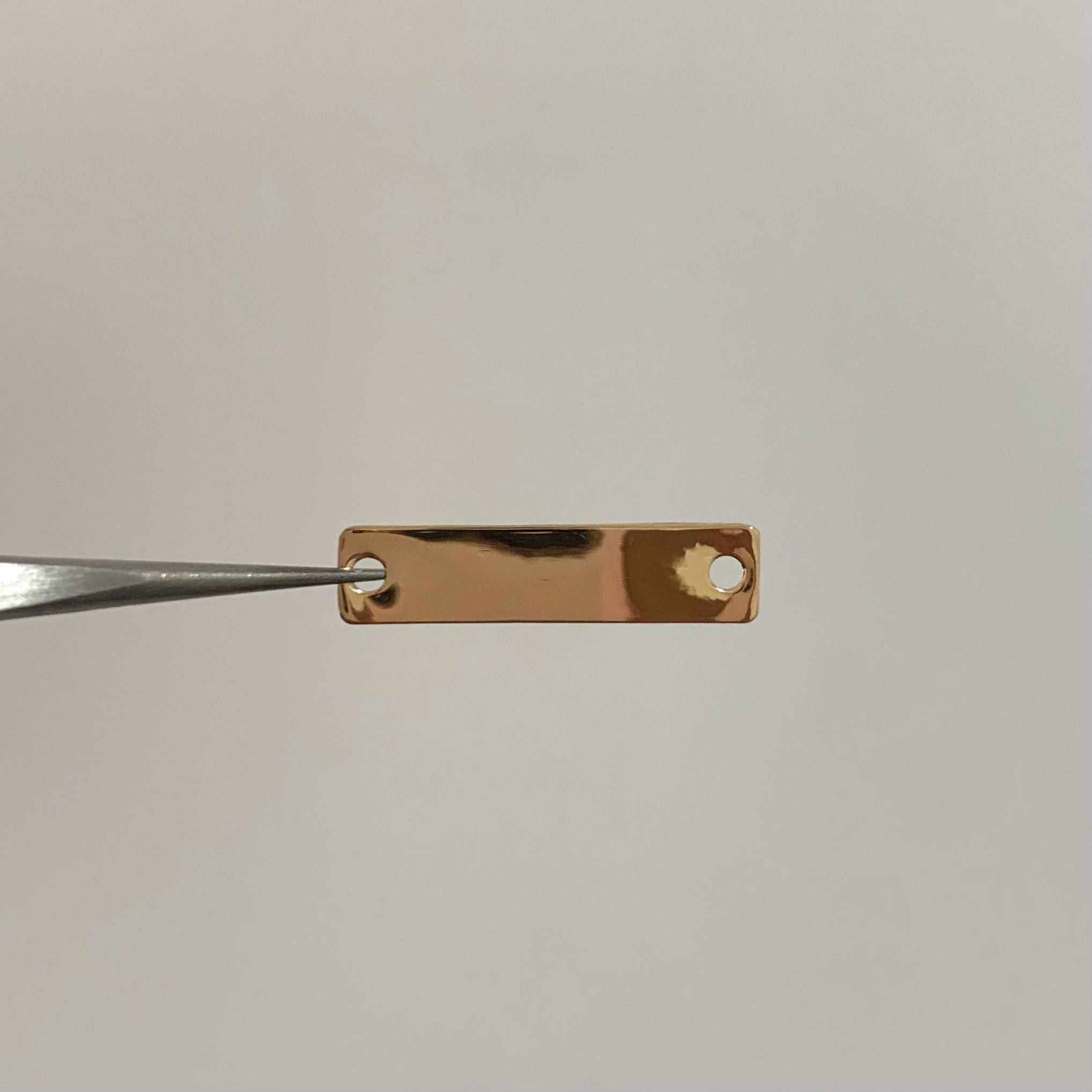 HERRAJE PLACA ORO AMARILLO 18K 0,45 GR / 2,5 CM