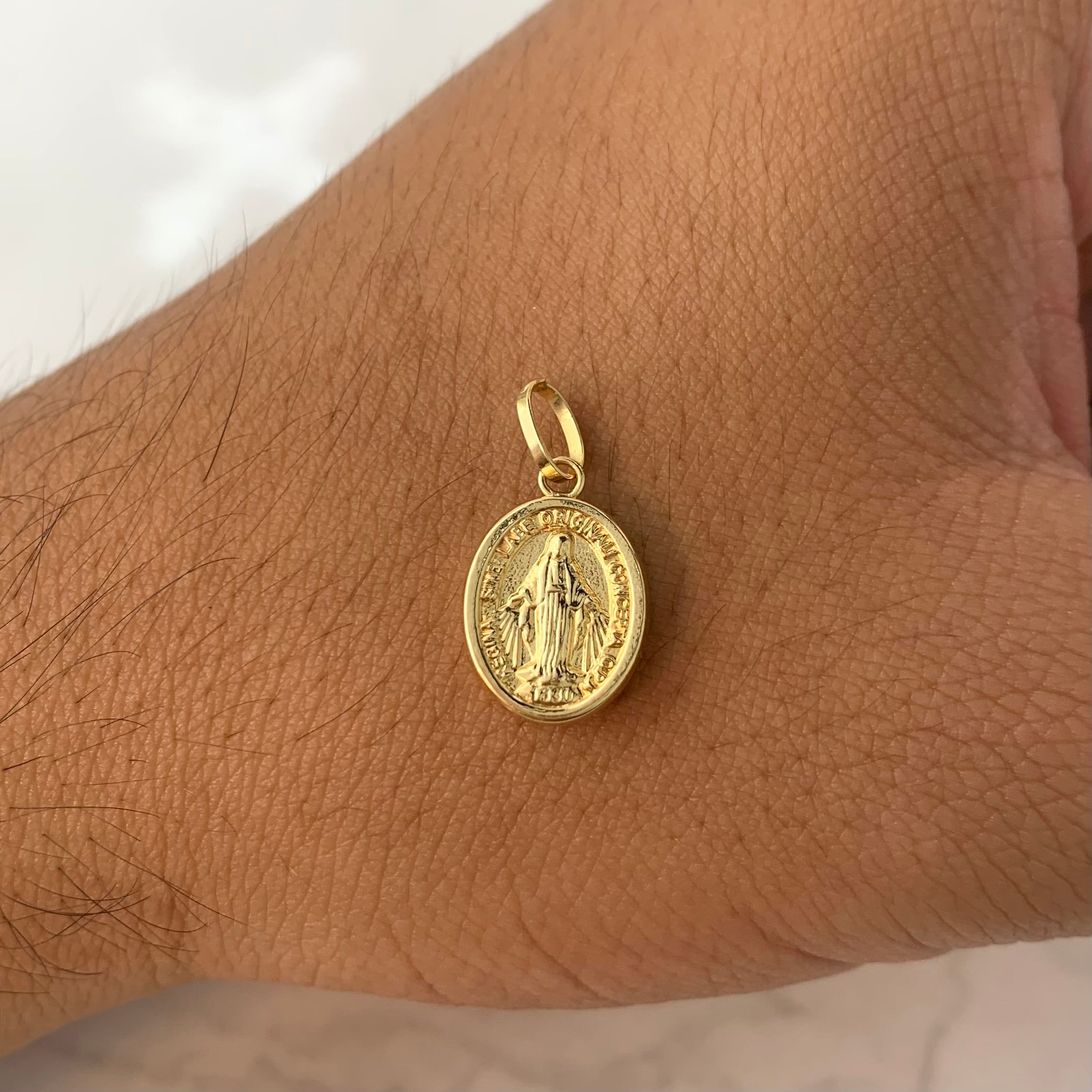 DIJE VIRGEN MILAGROSA ORO AMARILLO 18K 1 GR / 1,1 MM / 1,6 CM