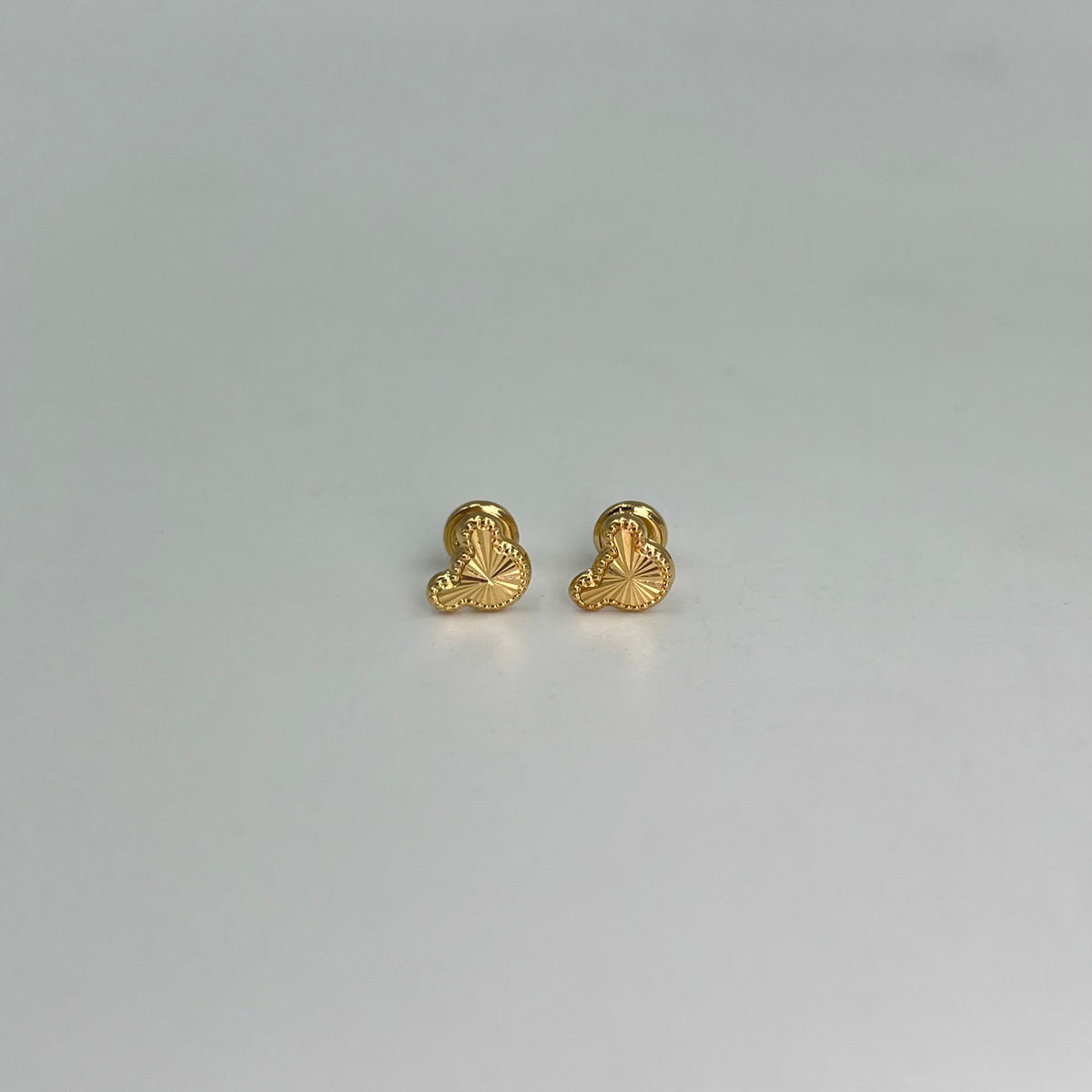 TOPOS CARA DE OSO DIAMANTADO ORO AMARILLO 18K 0,71 GR / 8 MM