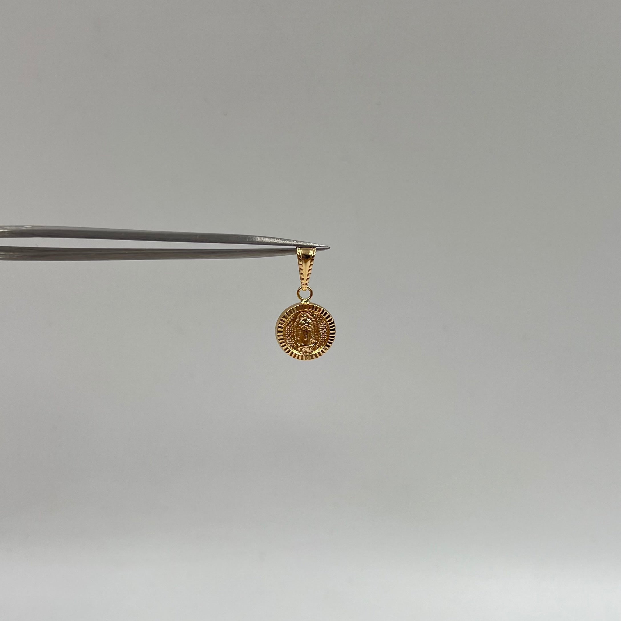 DIJE VIRGEN GUADALUPE ORO AMARILLO 18K 0,78 GR / 11 MM / 1,4 CM
