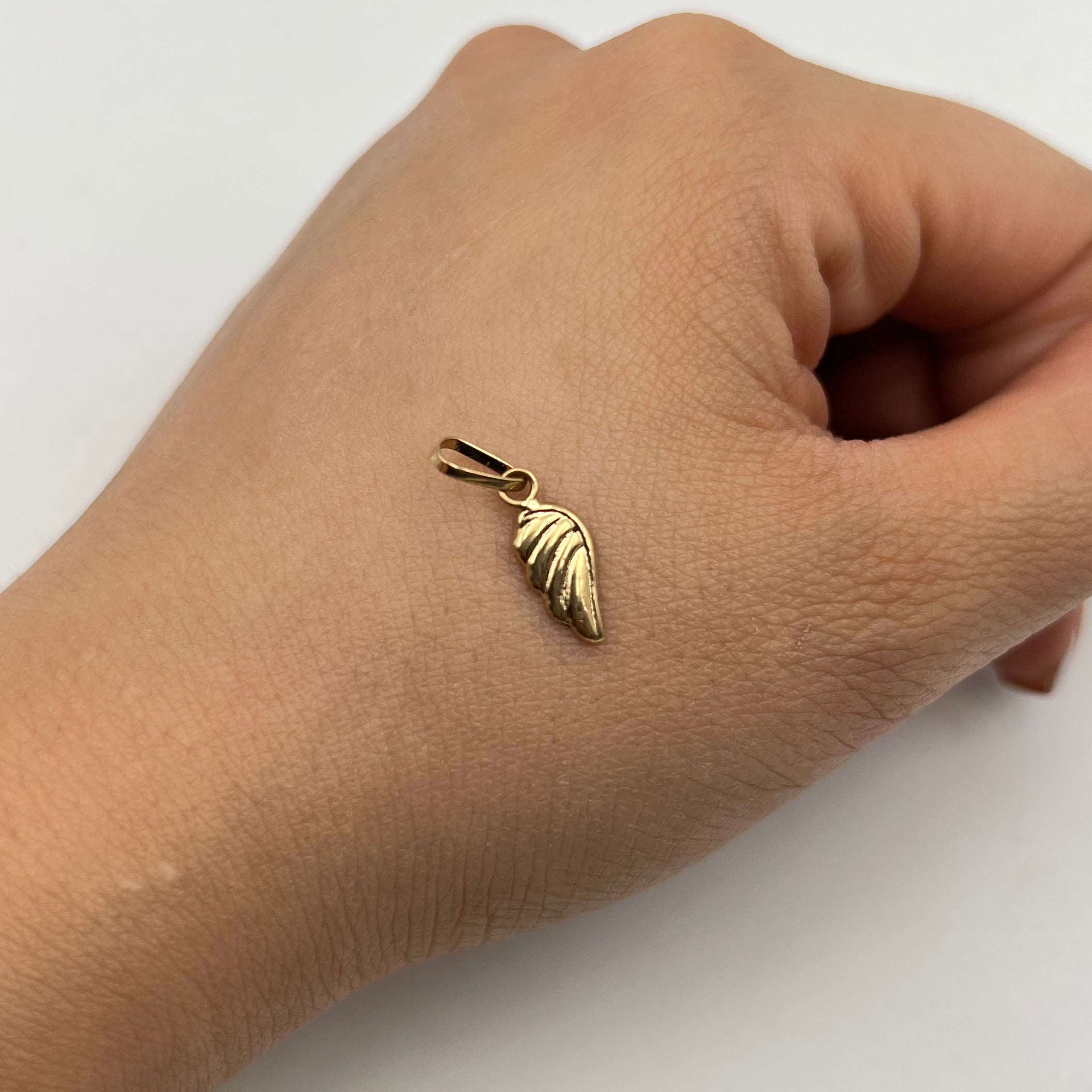 DIJE ALA  ORO AMARILLO 18K 0,3 GR / 5 MM / 1,4 CM