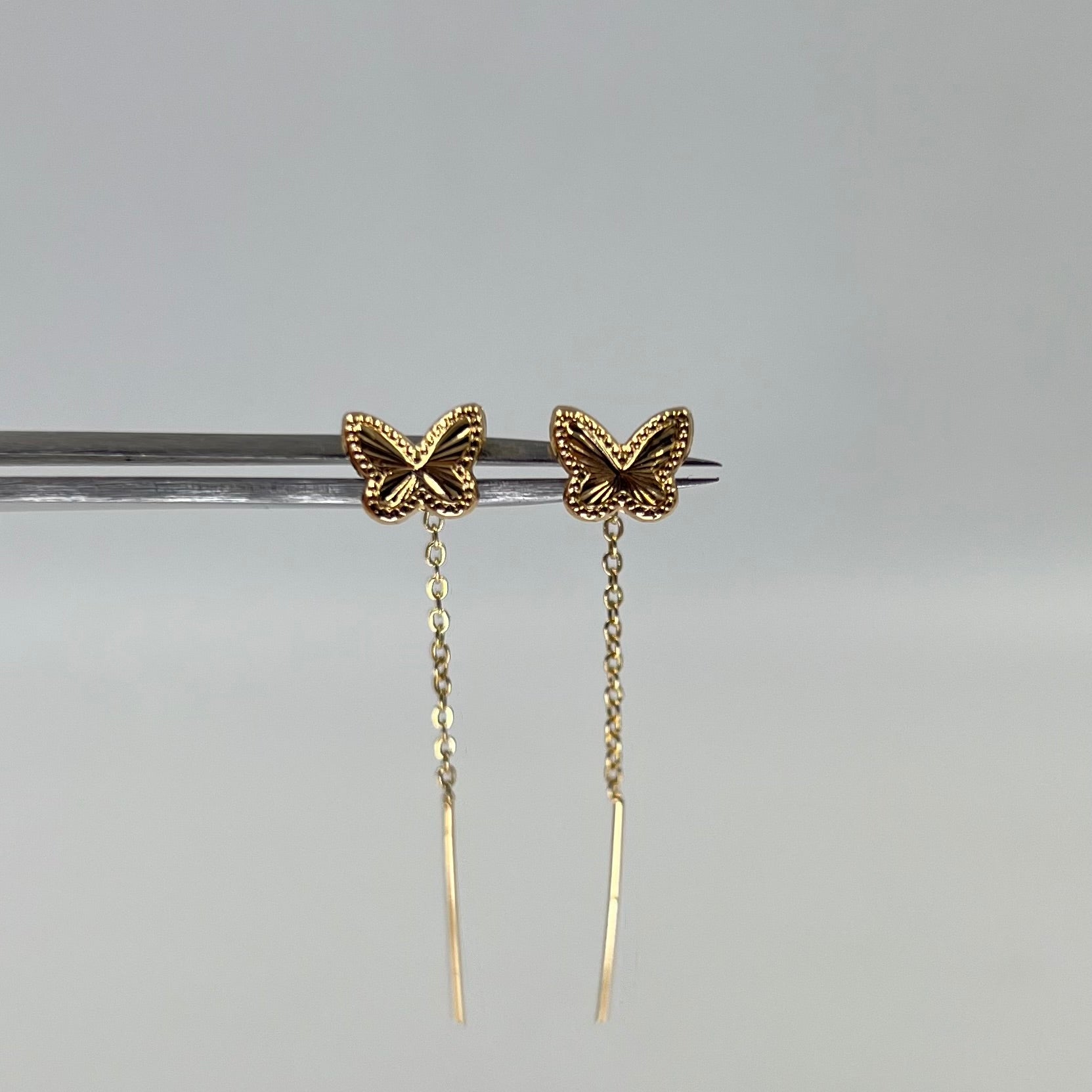 TOPOS MARIPOSA DIAMANTADA CON CADENA  ORO AMARILLO 18K 1 GR / 8 MM