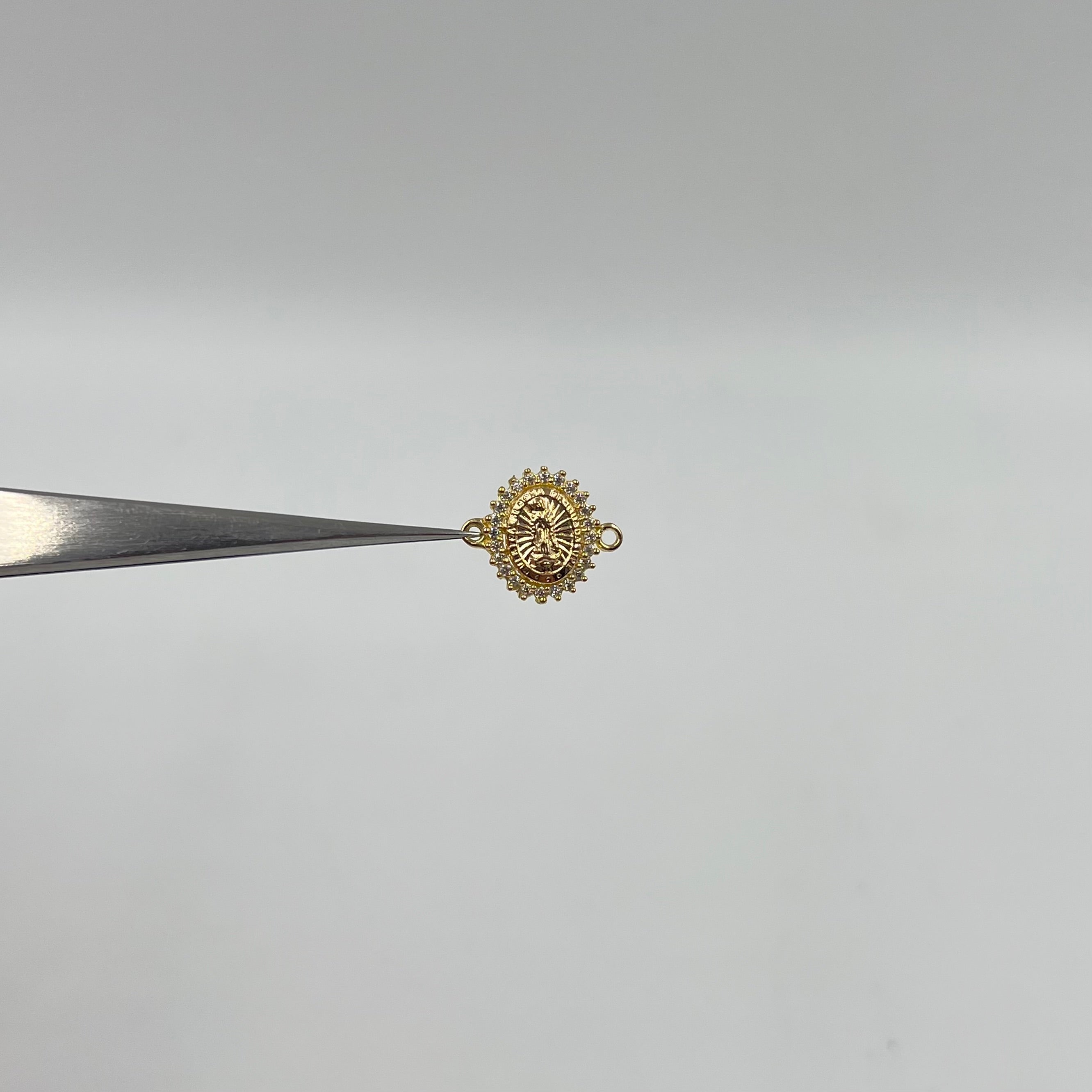HERRAJE VIRGEN DE GUADALUPE  ORO AMARILLO 18K +1 / 0,59 GR / 1,3 CM