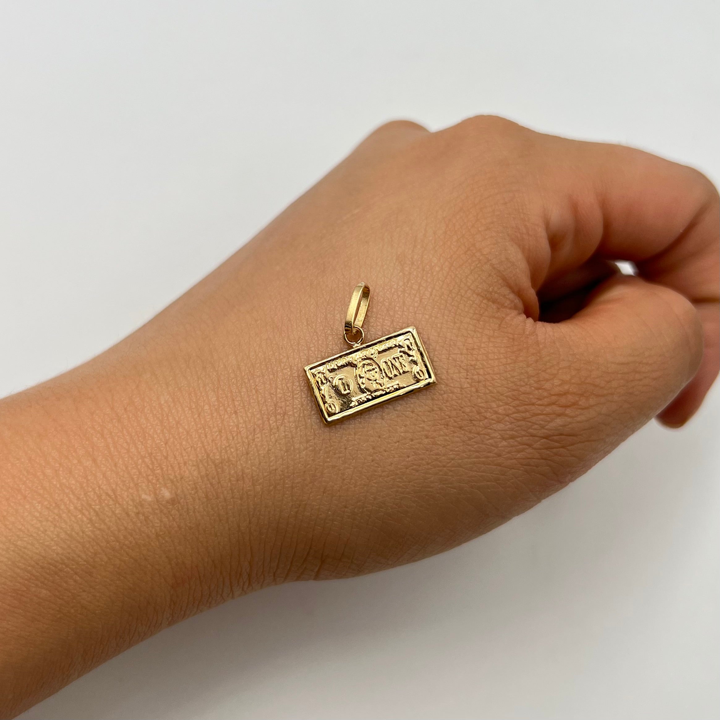 DIJE DOLAR ORO AMARILLO 18K 0,73 GR / 16,6 MM / 1,2 CM