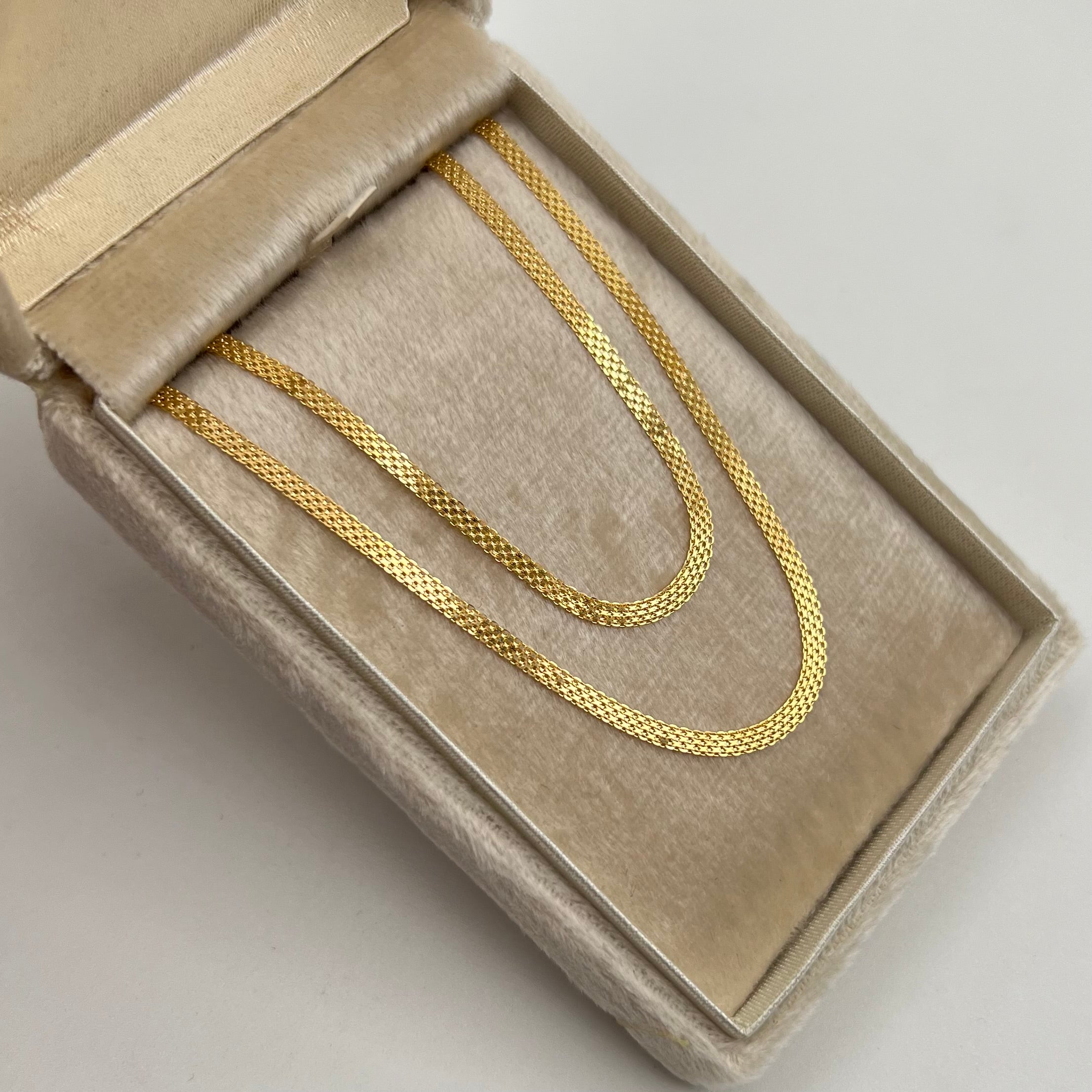 CADENA ITALY CNINA ORO AMARILLO 18K +3 / 3,8 GR / 2,5 MM / 50 CM