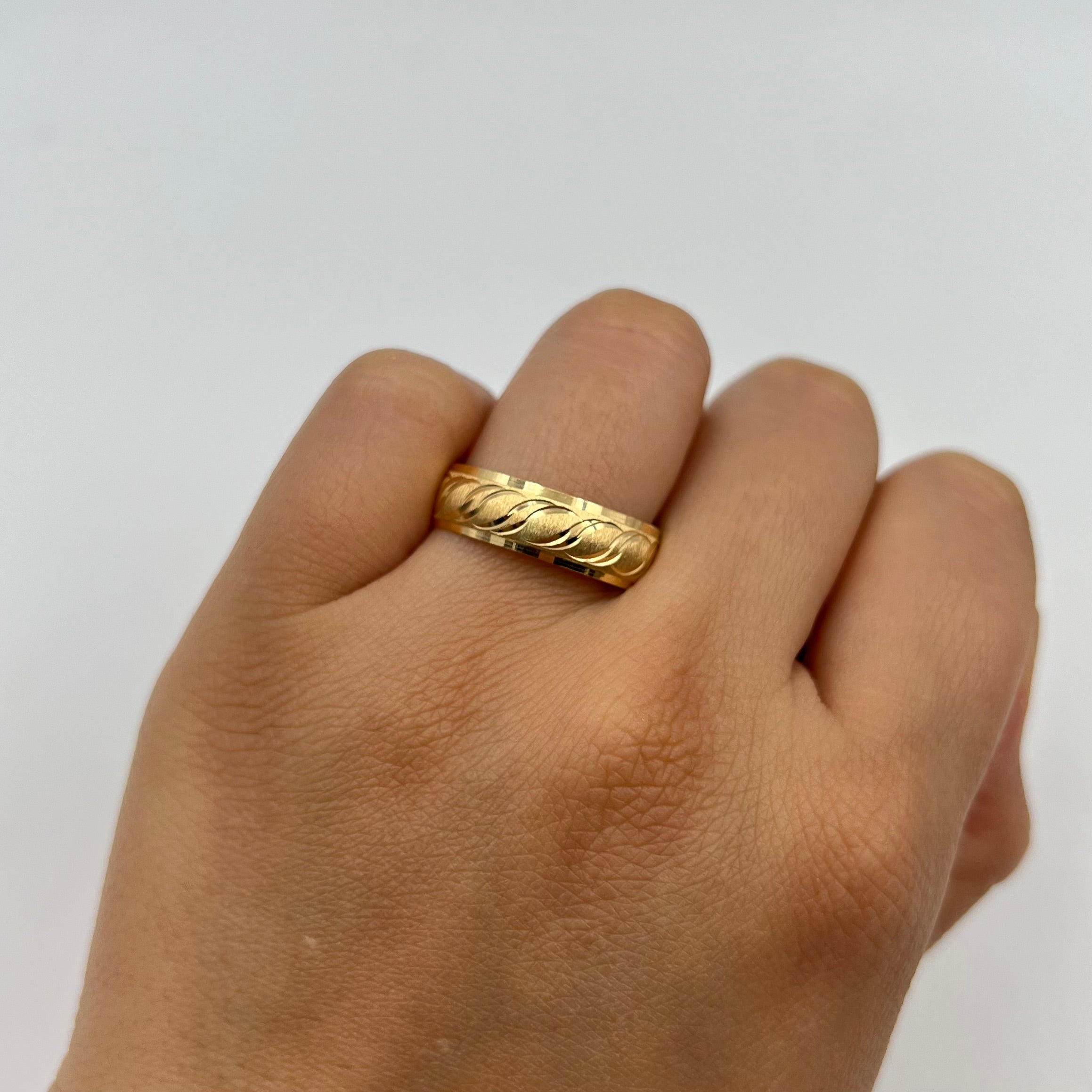 ANILLO ARGOLLA MATIZADA  ORO AMARILLO 18K / TALLA 10 / 1,9 GR / 6 MM