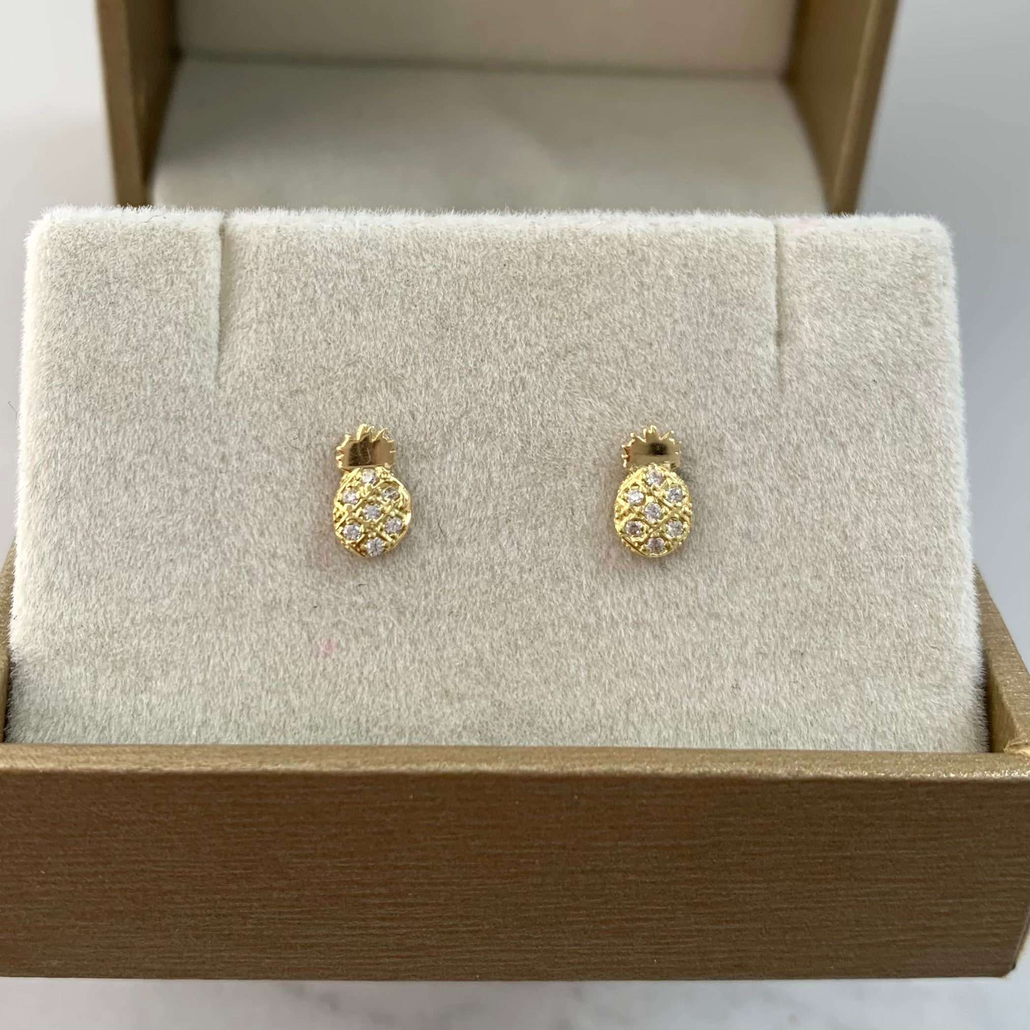 TOPOS PIÑA  ORO AMARILLO 18K 0,75 GR / 7,3 MM