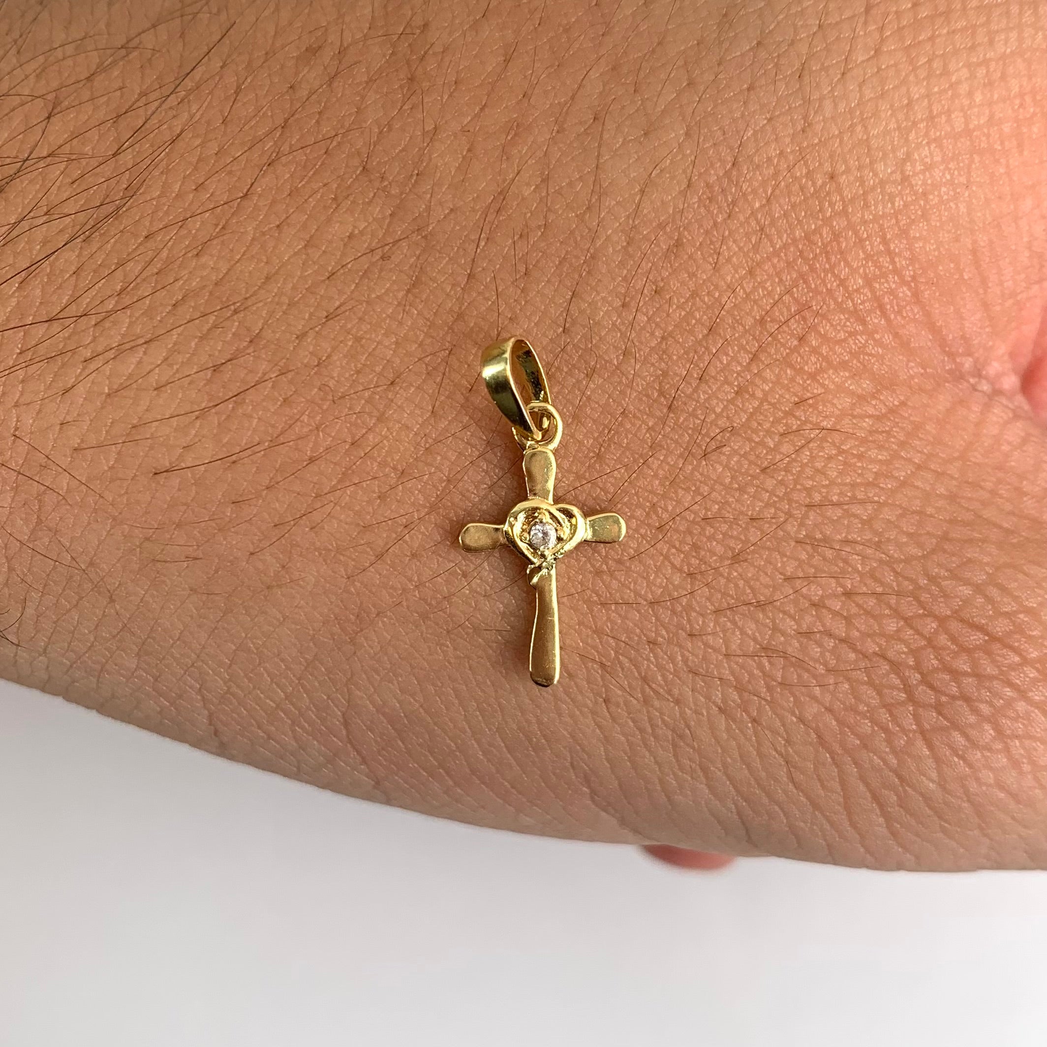 DIJE CRUZ CORAZON / CIRCON BLANCO  ORO AMARILLO 18K 0,7 GR / 9 MM / 1,6 CM