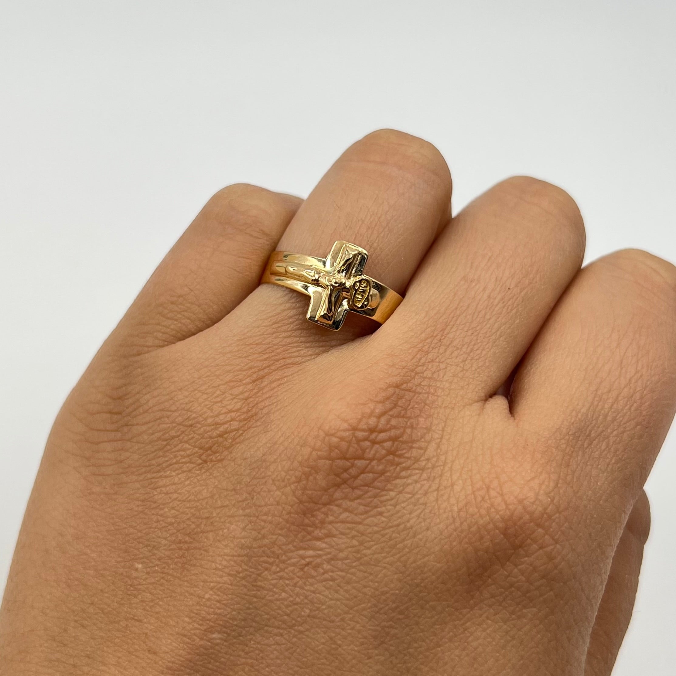 ANILLO CRISTO  ORO AMARILLO 18K / TALLA 7 / 1,76 GR / 11 MM