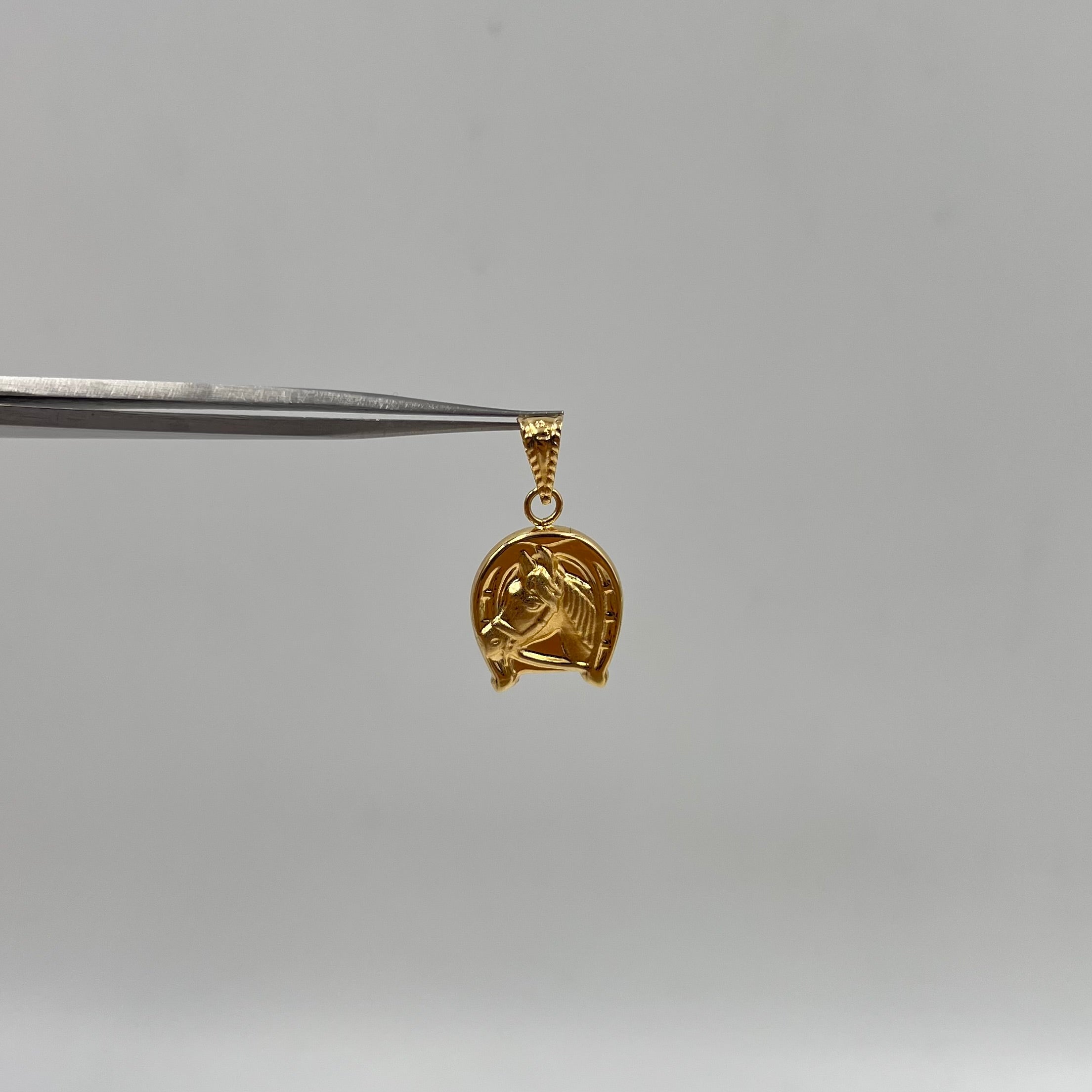 DIJE HERRADURA CABALLO ORO AMARILLO 18K 1,19 GR / 13 MM / 1,8 CM