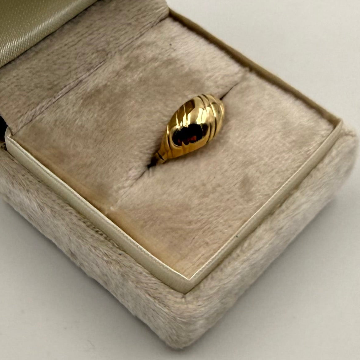 ANILLO CARACOL ORO AMARILLO 18K / TALLA 6/5 / 2,08 GR / 8,3 MM