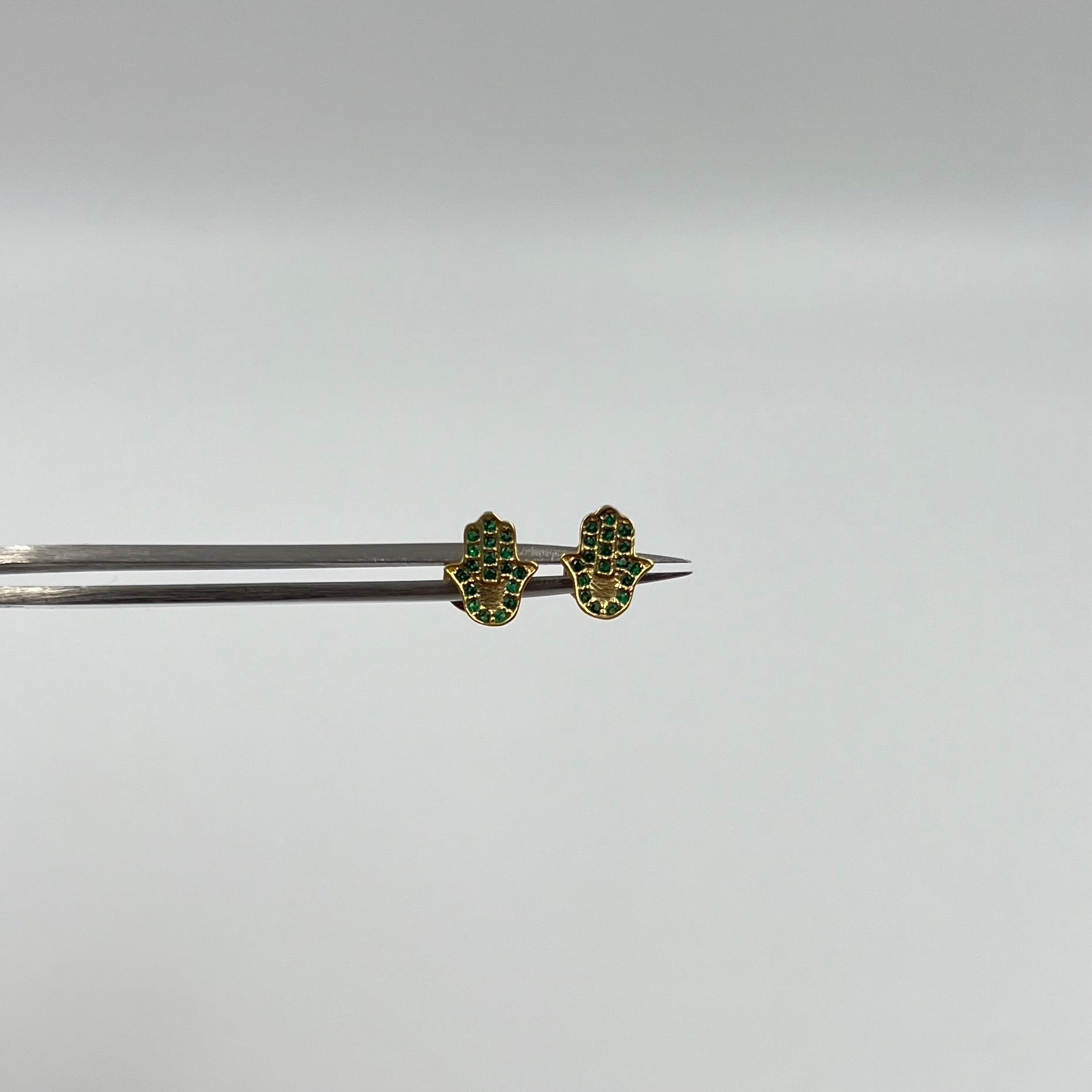 TOPOS MANO CIRCON VERDE ORO AMARILLO 18K 1,26 GR / 7 MM