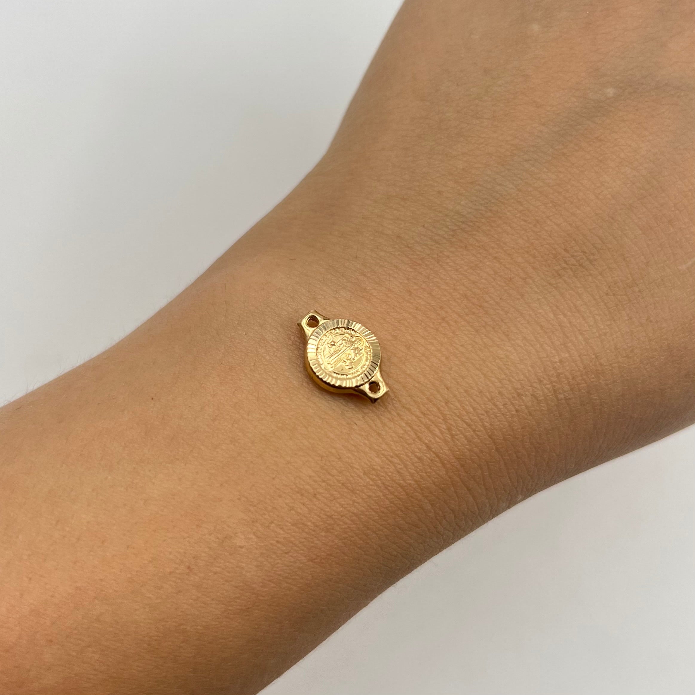 HERRAJE RX BORDE DIAMANTADO  ORO AMARILLO 18K 0,65 GR / 1,4 CM