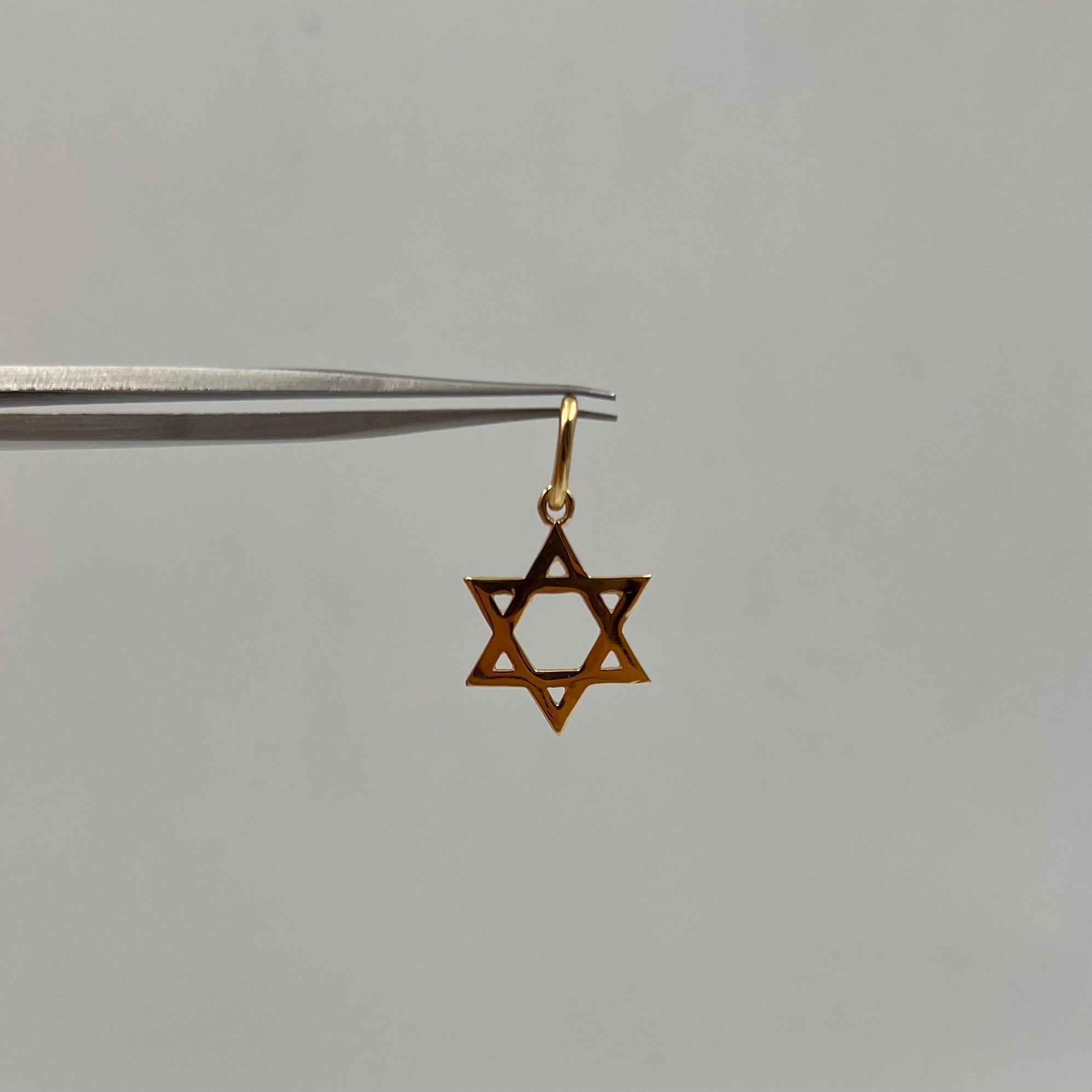 DIJE ESTRELLA DE DAVID  ORO AMARILLO 18K 0,88 GR / 12 MM / 1,6 CM