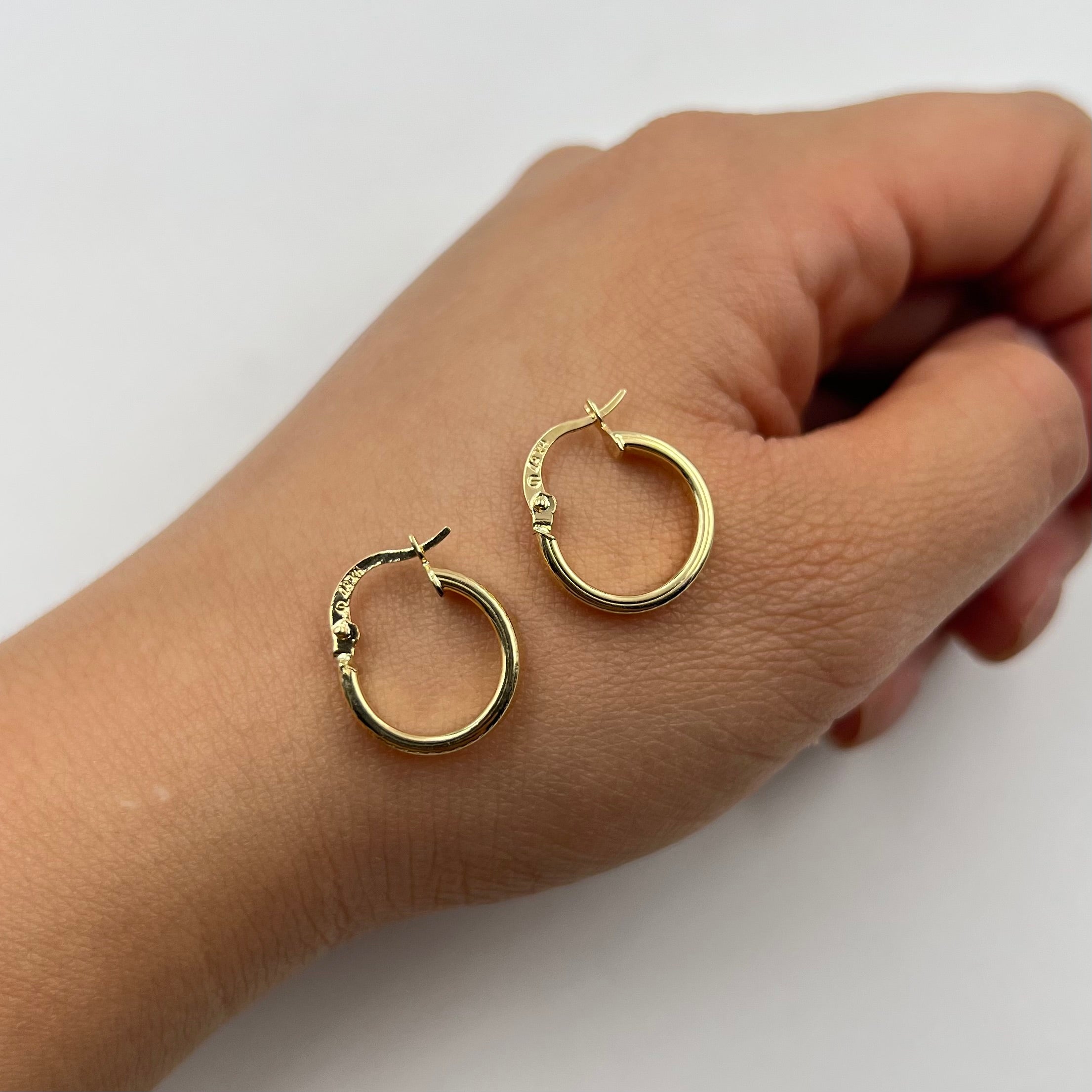 CANDONGA LISA ORO AMARILLO 18K 1,41 GR / 1,7 CM