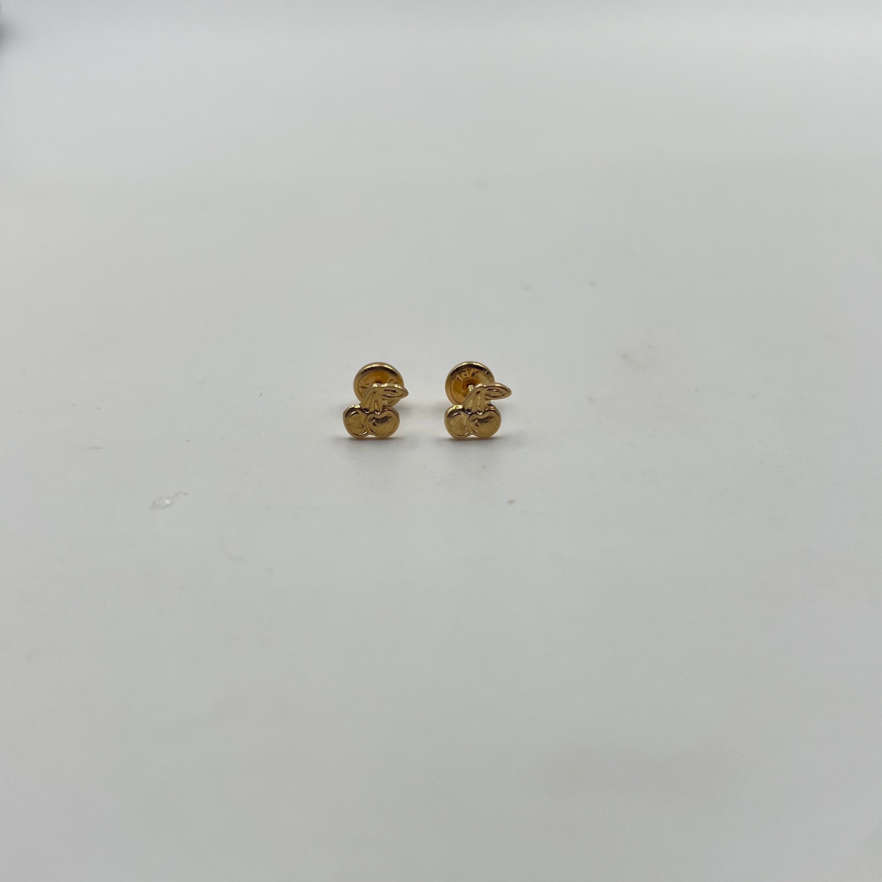 TOPOS CEREZA  ORO AMARILLO 18K 0,56 GR / 6 MM