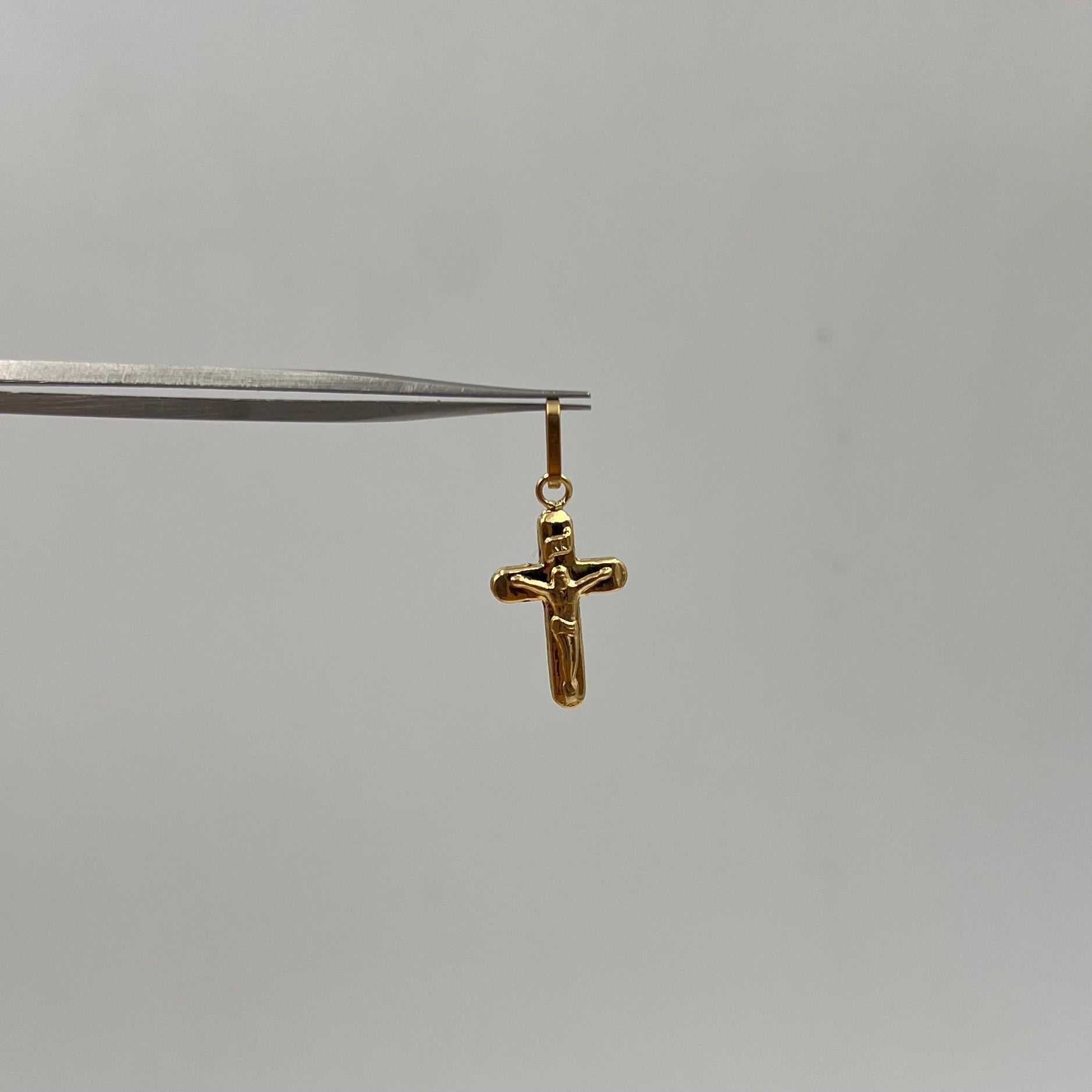 DIJE CRUZ ORO AMARILLO 18K 0,56 GR / 3 MM / 1,9 CM
