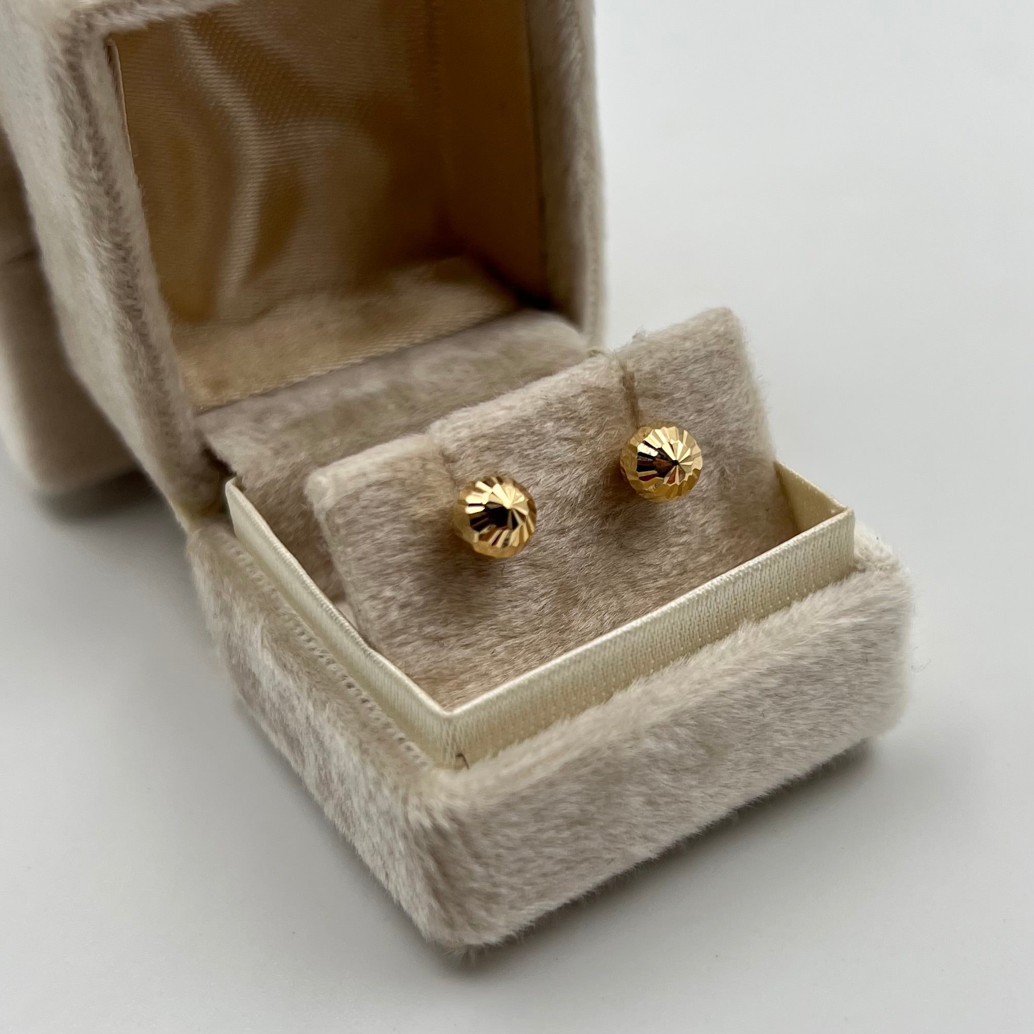 TOPOS BOLA DIAMANTADA ORO AMARILLO 18K 0,71 GR / 6 MM