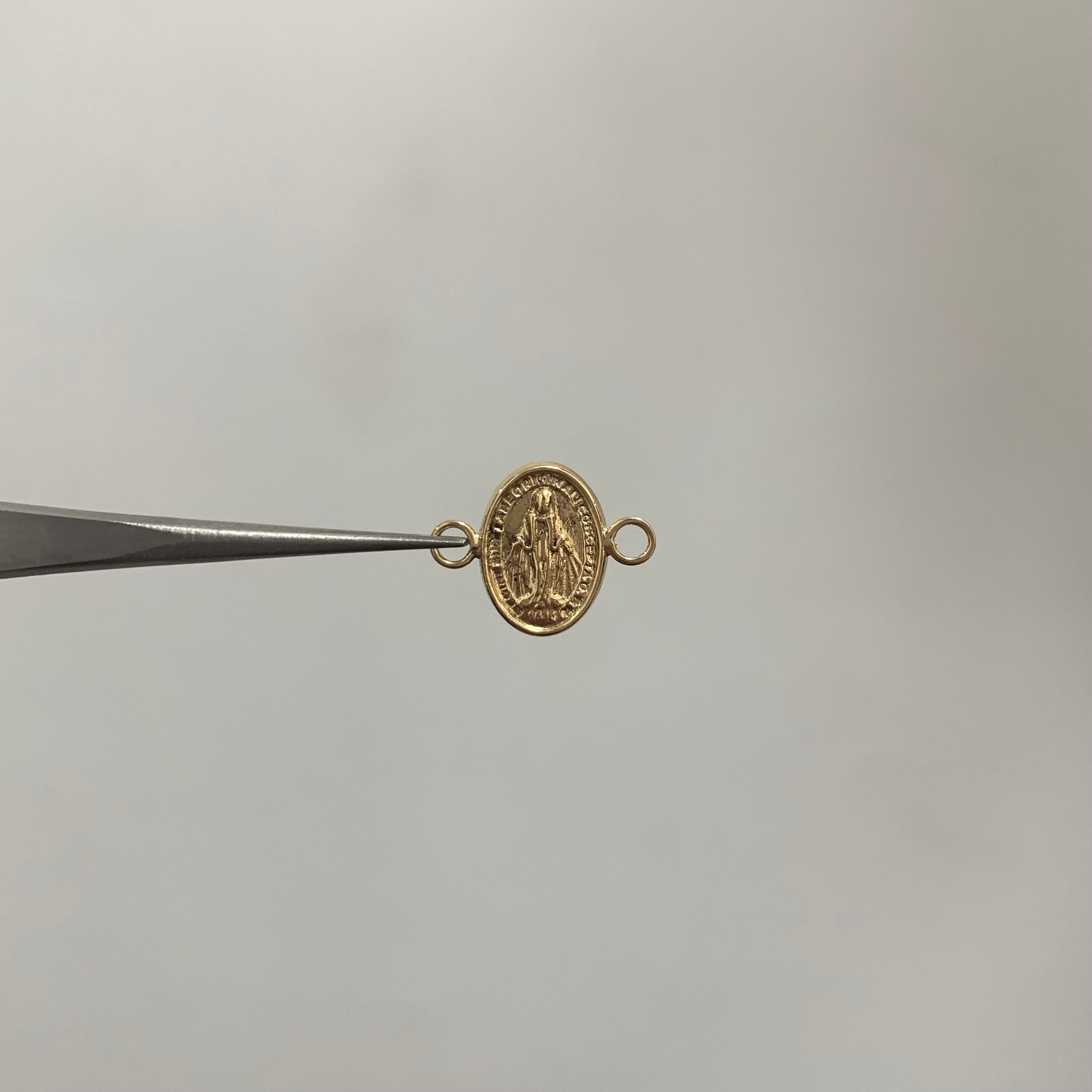 HERRAJE VIRGEN MILAGROSA ORO AMARILLO 18K 0,45 GR / 1,4 CM