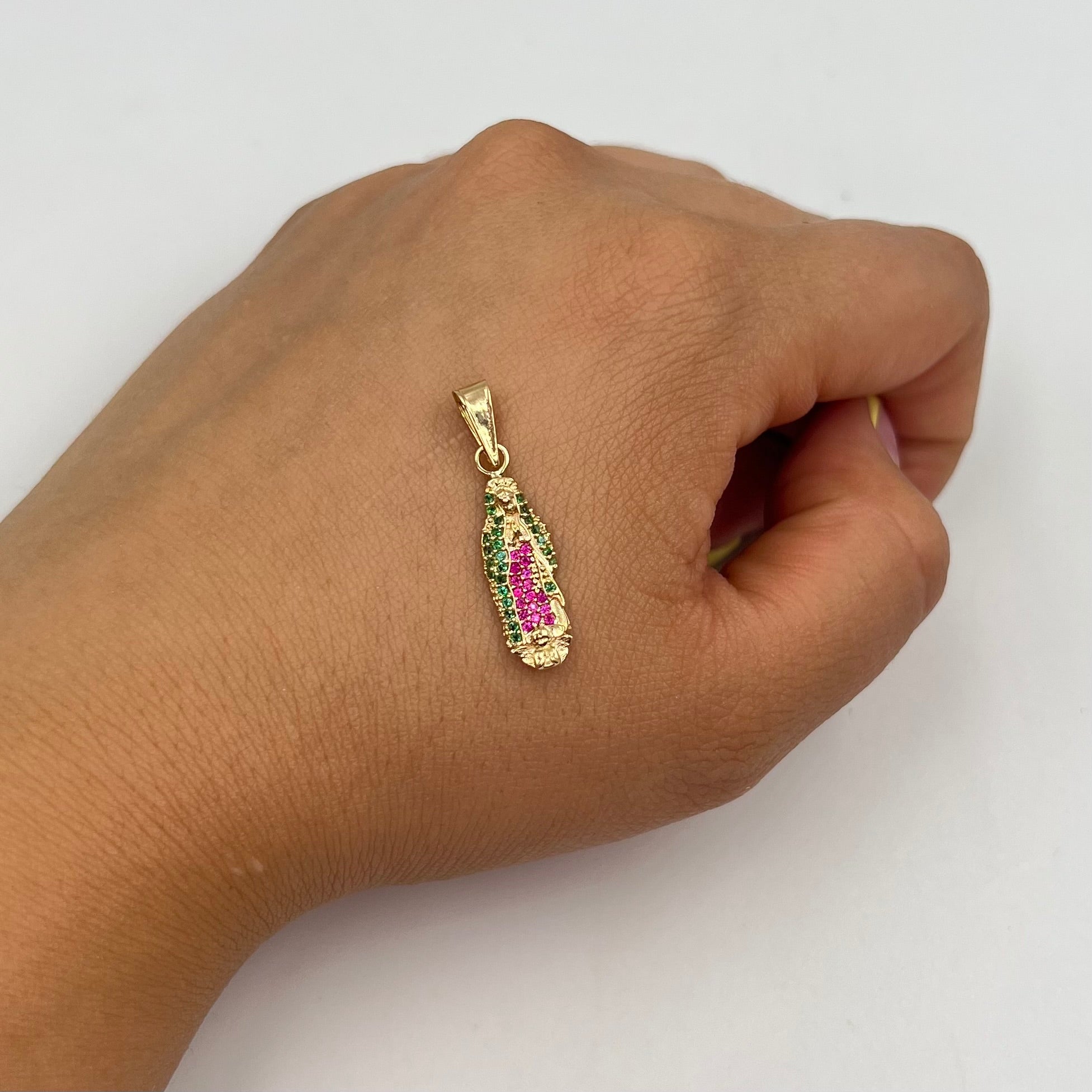 DIJE VIRGEN DE GUADALIPE CIRCONES  ORO AMARILLO 18K 1,4 GR / 7 MM / 2,2 CM