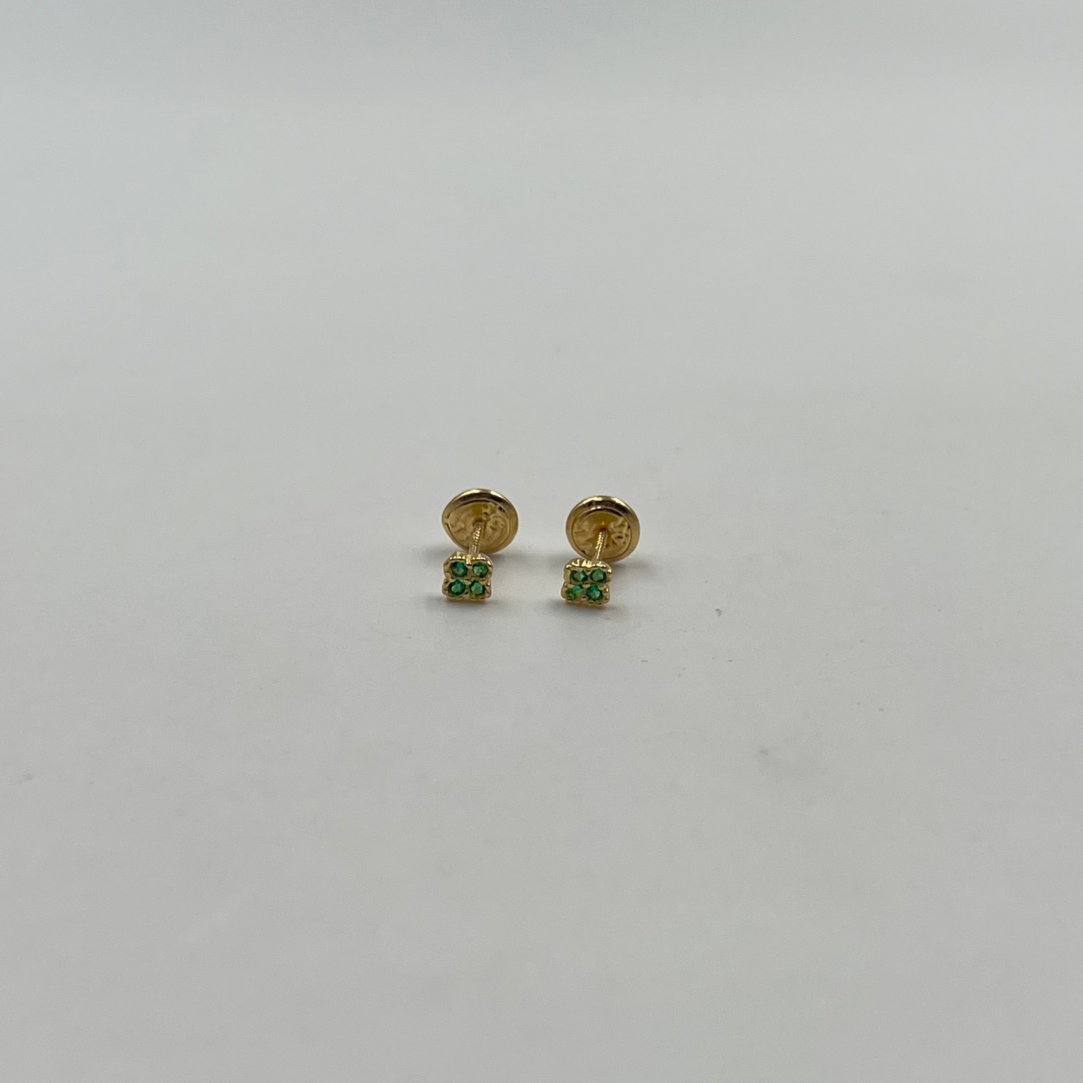 TOPOS TREBOL VERDE ORO AMARILLO 18K 0,61 GR / 3 MM
