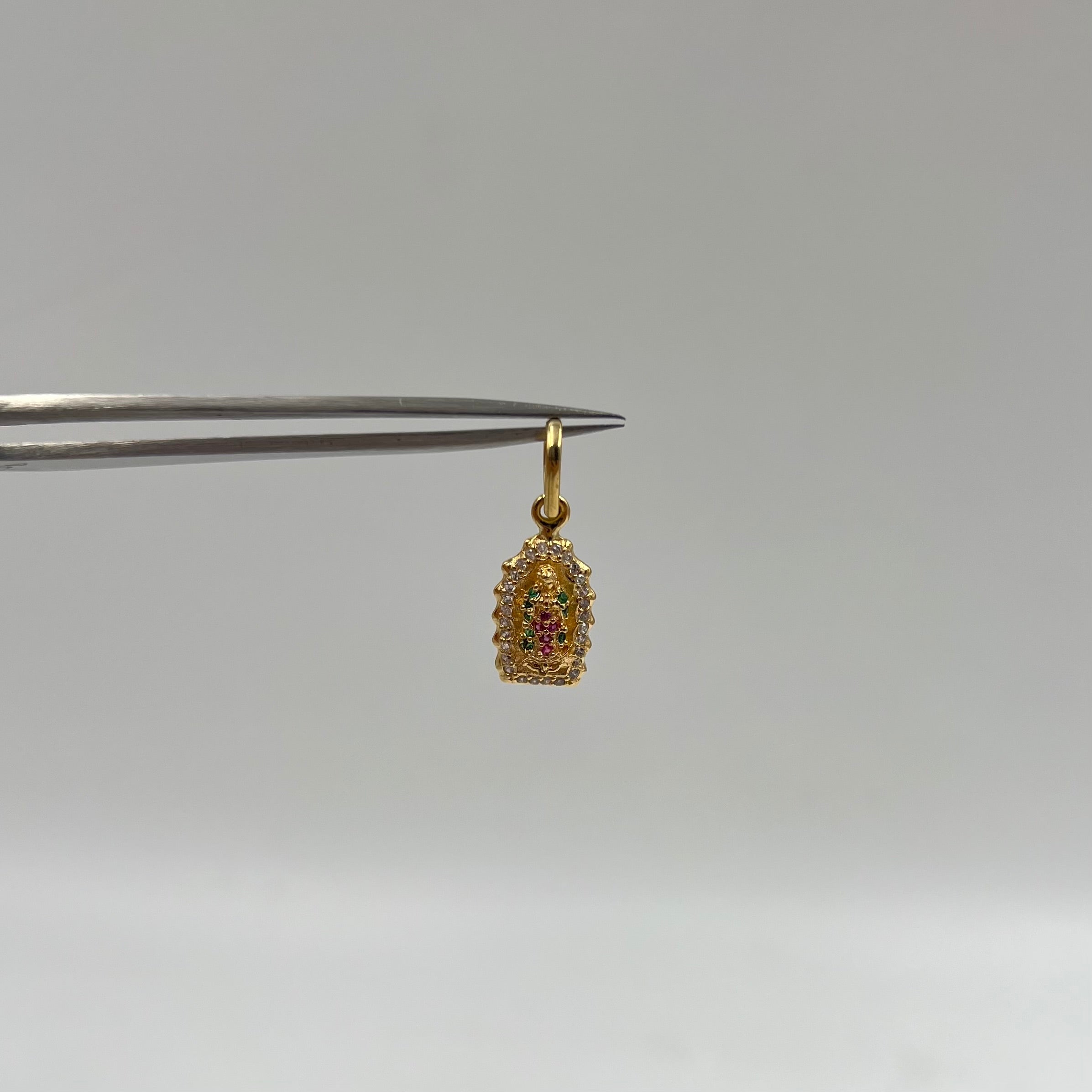 DIJE VIRGEN DE GUADALUPE CASTING  ORO AMARILLO 18K 1,84 GR / 9 MM / 1,8 CM