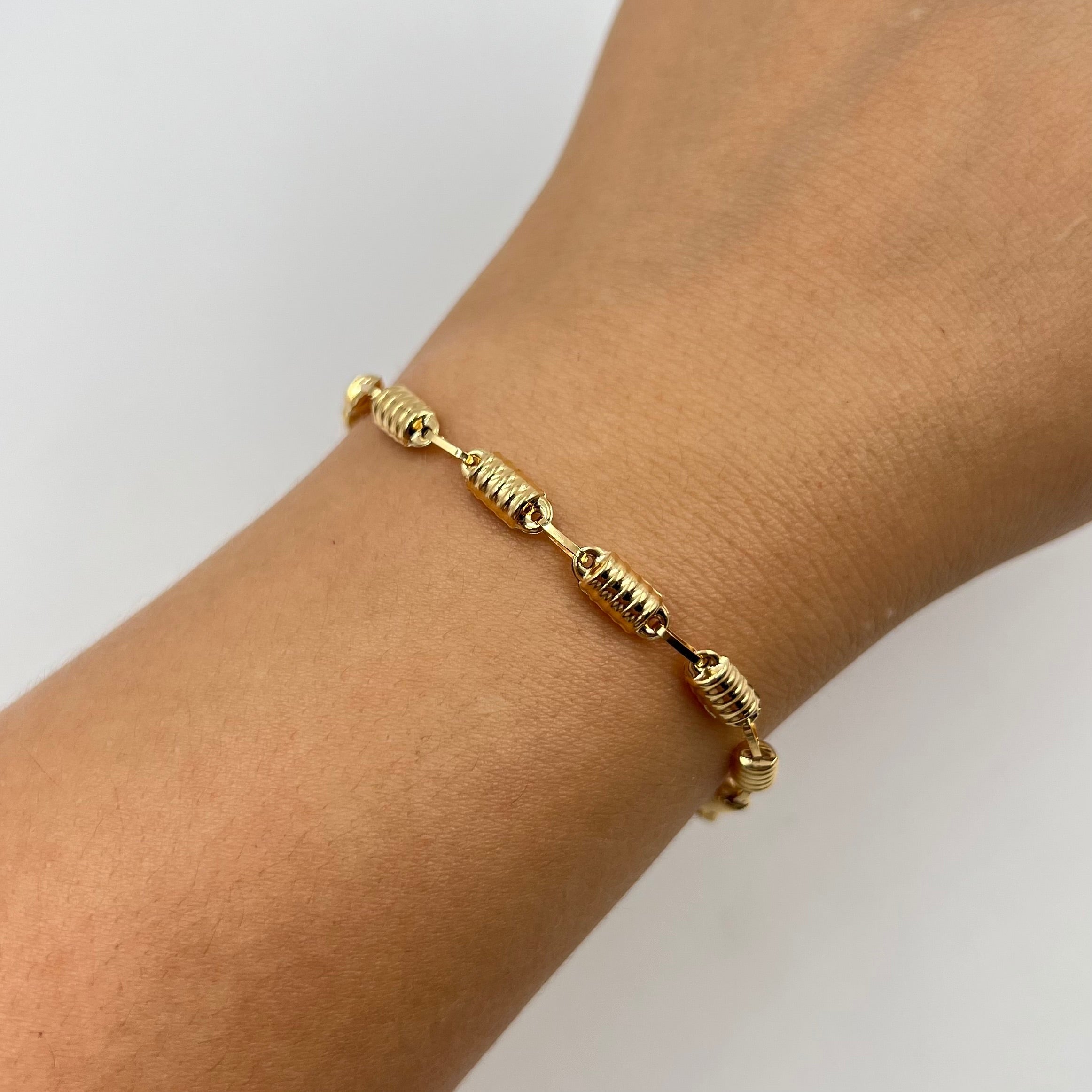 PULSO RUSTICO  ORO AMARILLO 18K 2,2 GR / 3 MM / 18 CM