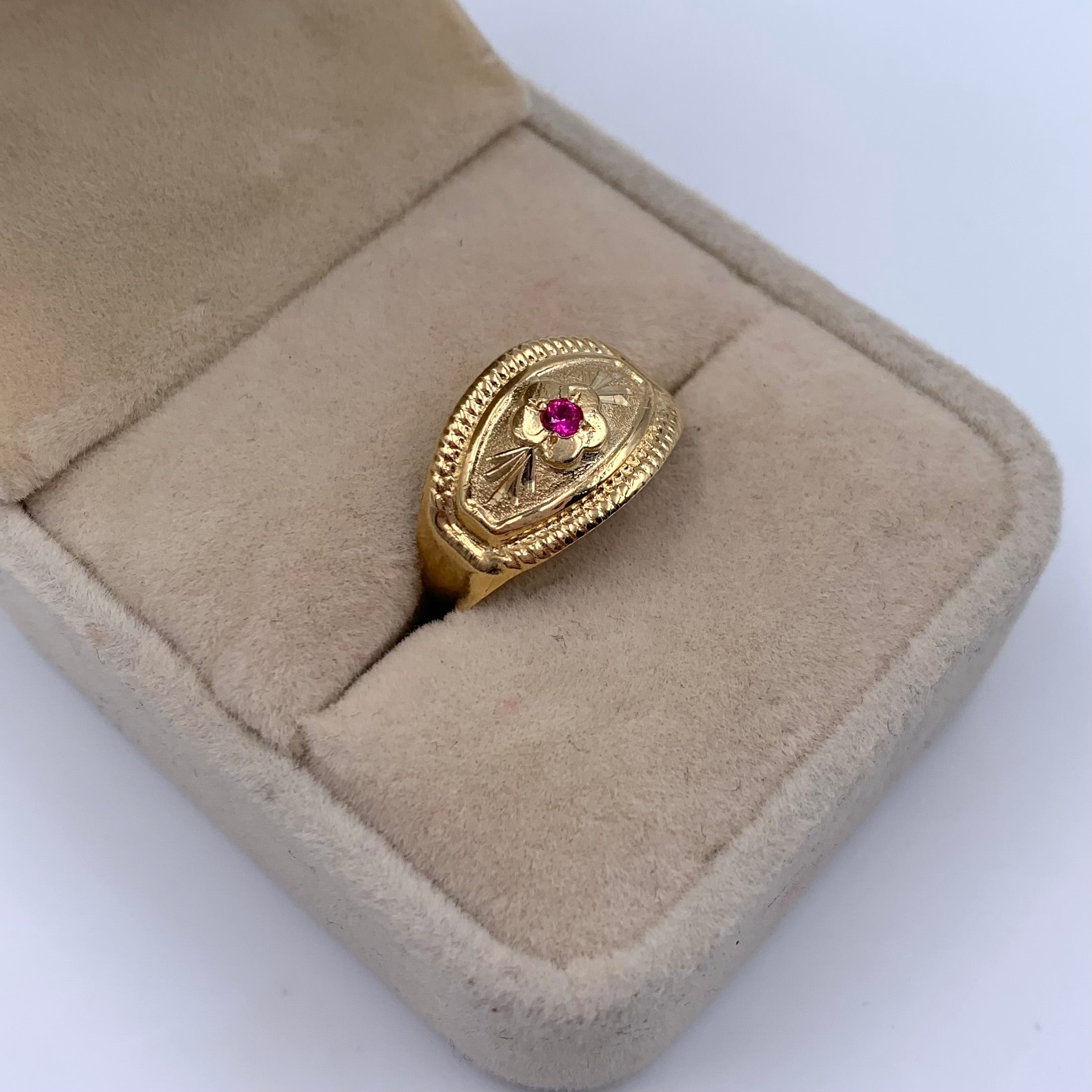 ANILLO TROQUELADO FLOR  ORO AMARILLO 18K / TALLA 8 / 1,68 GR / 12 MM