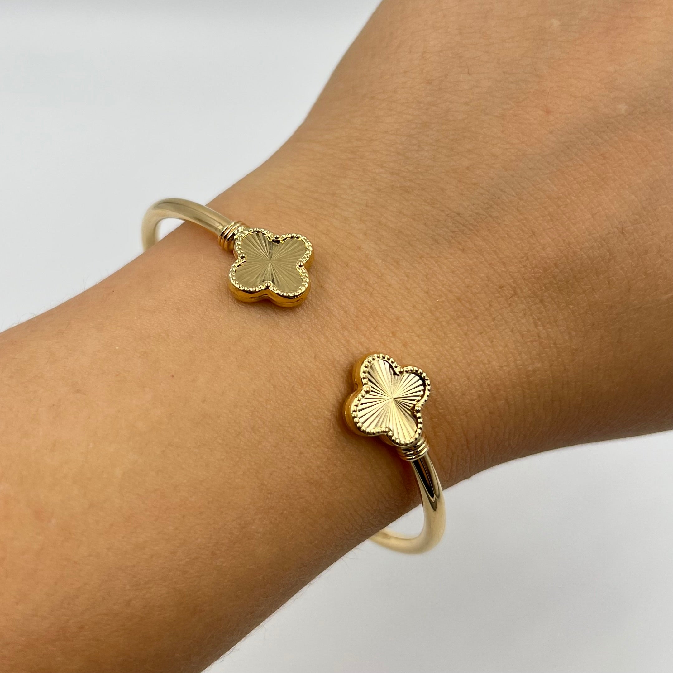 ARO ITALY TREBOL ORO AMARILLO 18K +4 / 6,43 GR / 3 MM / 16,5 CM