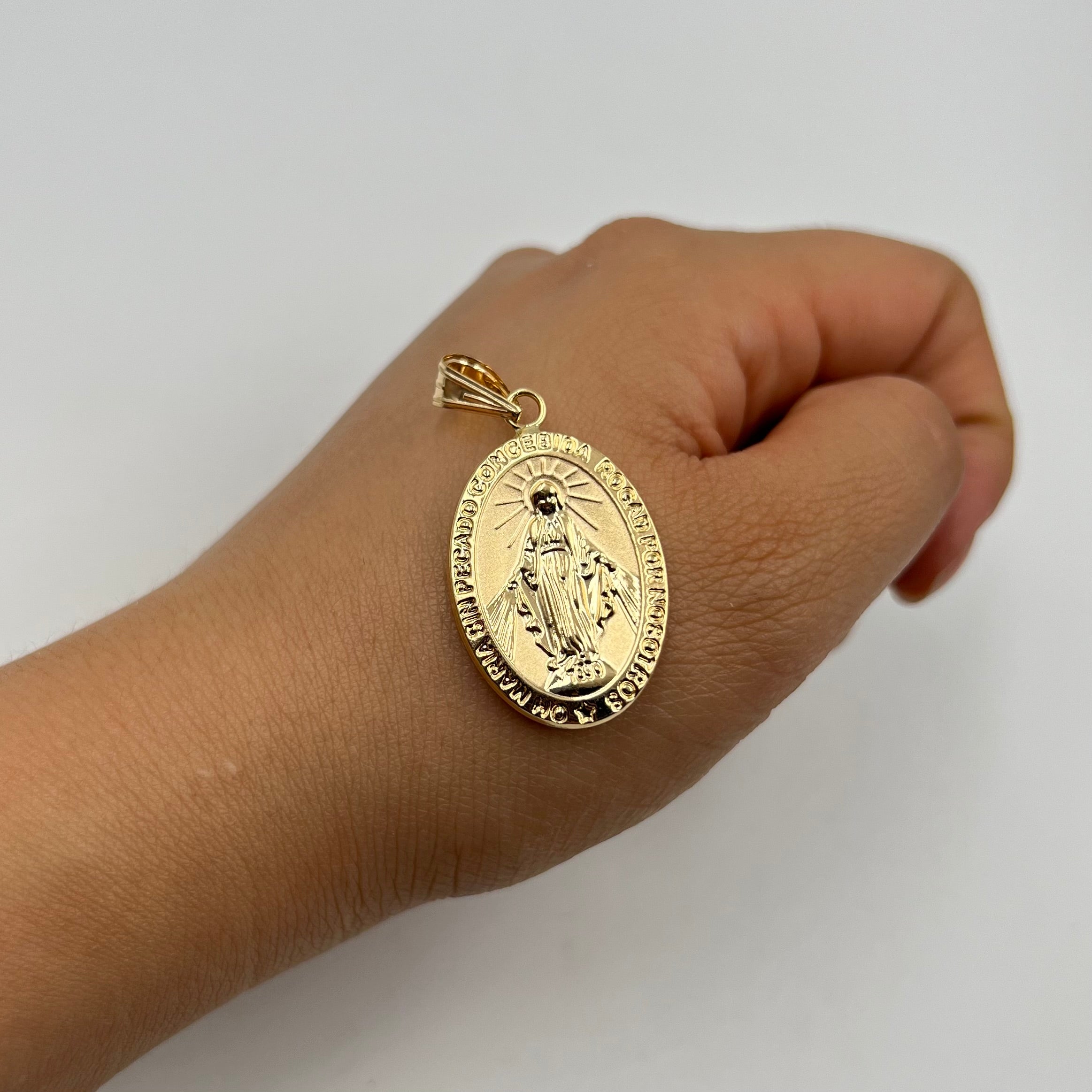 DIJE MILAGROSA ORO AMARILLO 18K 3,10 GR / 20 MM / 3,2 CM