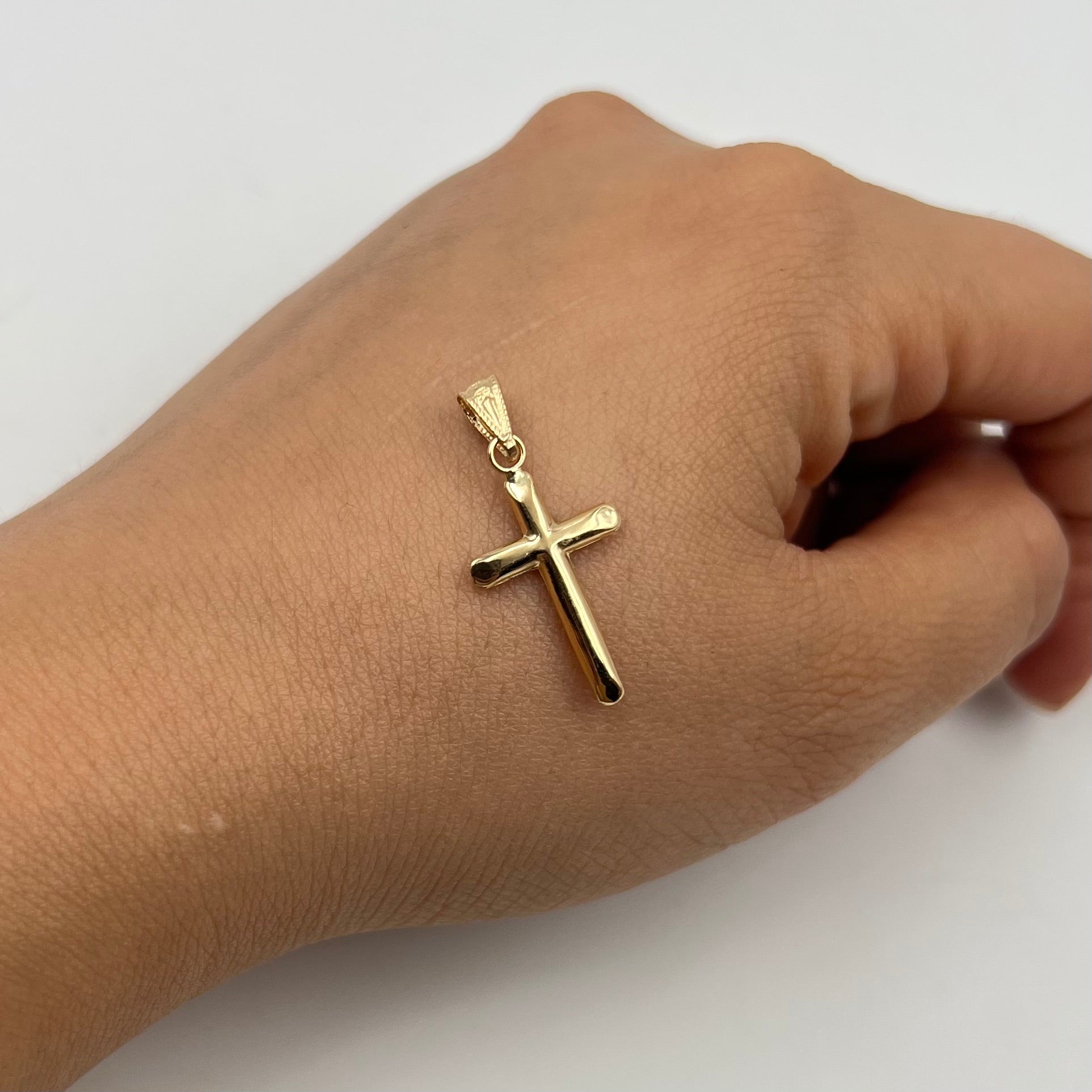 DIJE CRUZ ORO AMARILLO 18K 0,69 GR / 2,6 MM / 2,2 CM