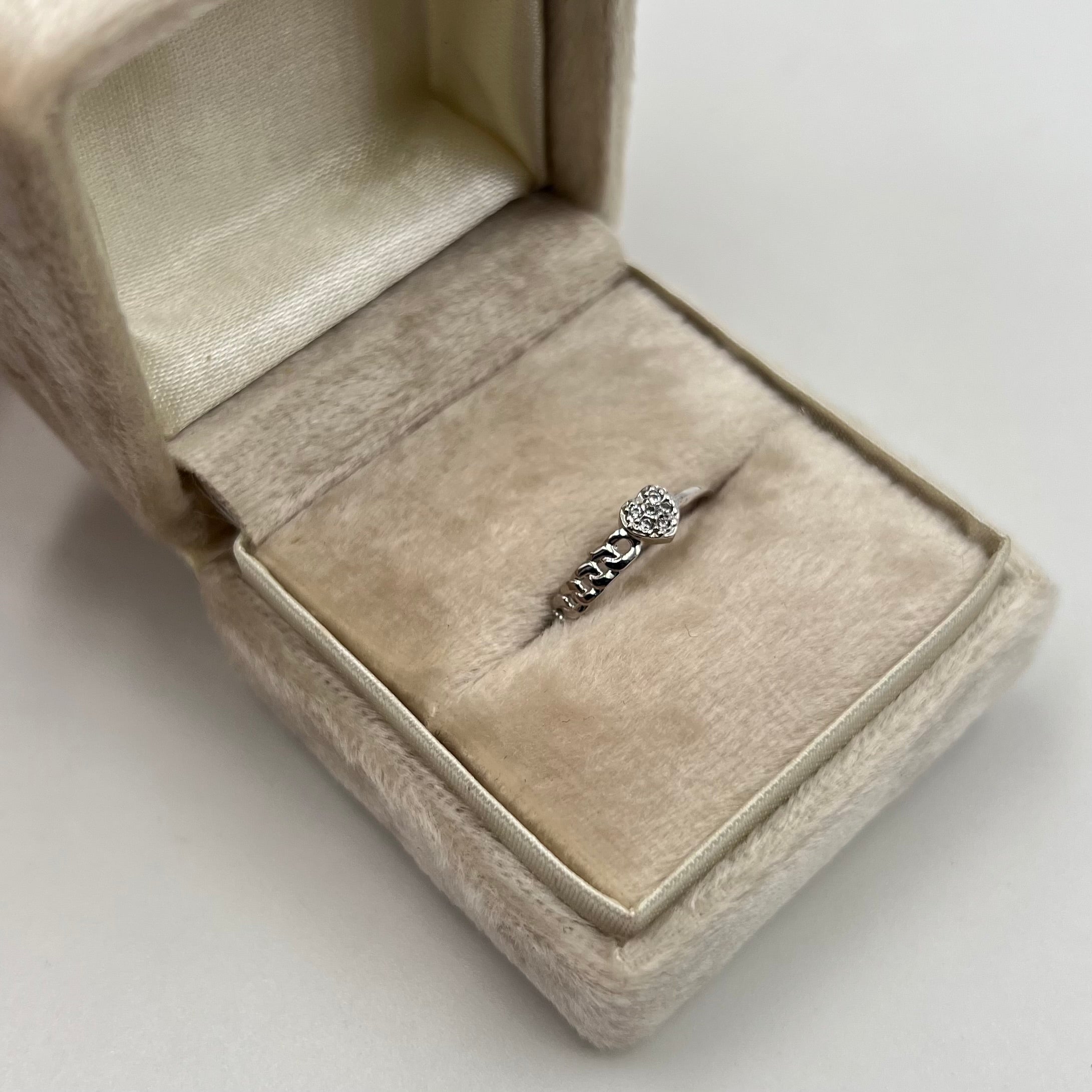 ANILLO CORAZON CIRCONES  ORO BLANCO 18K / TALLA 6 /1/4 / 1,1 GR / 3 MM