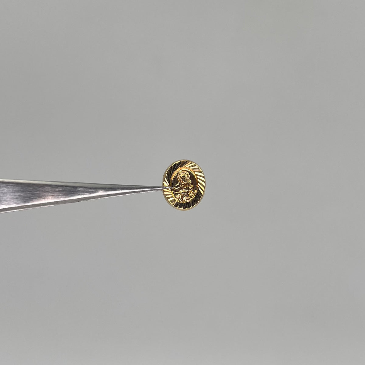 HERRAJE VIRGEN DEL CARMEN ORO AMARILLO 18K 0,41 GR / 1 CM