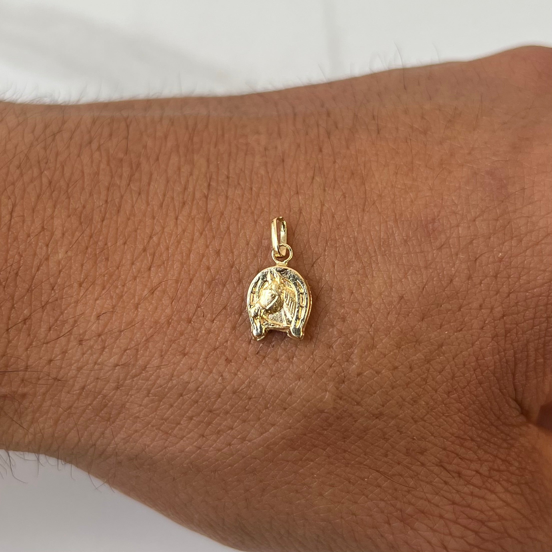 DIJE CABALLO ORO AMARILLO 18K 0,37 GR / 8 MM / 1 CM
