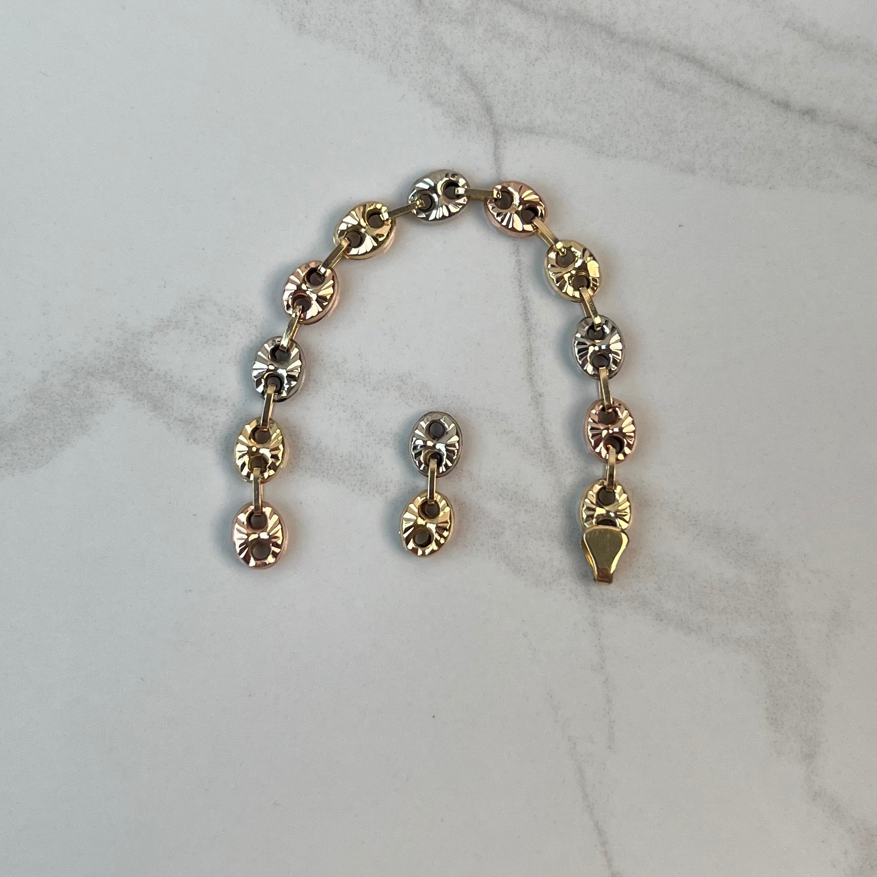 HERRAJE GC (RT) TRES OROS 18K 2,17 GR / 0,8 CM