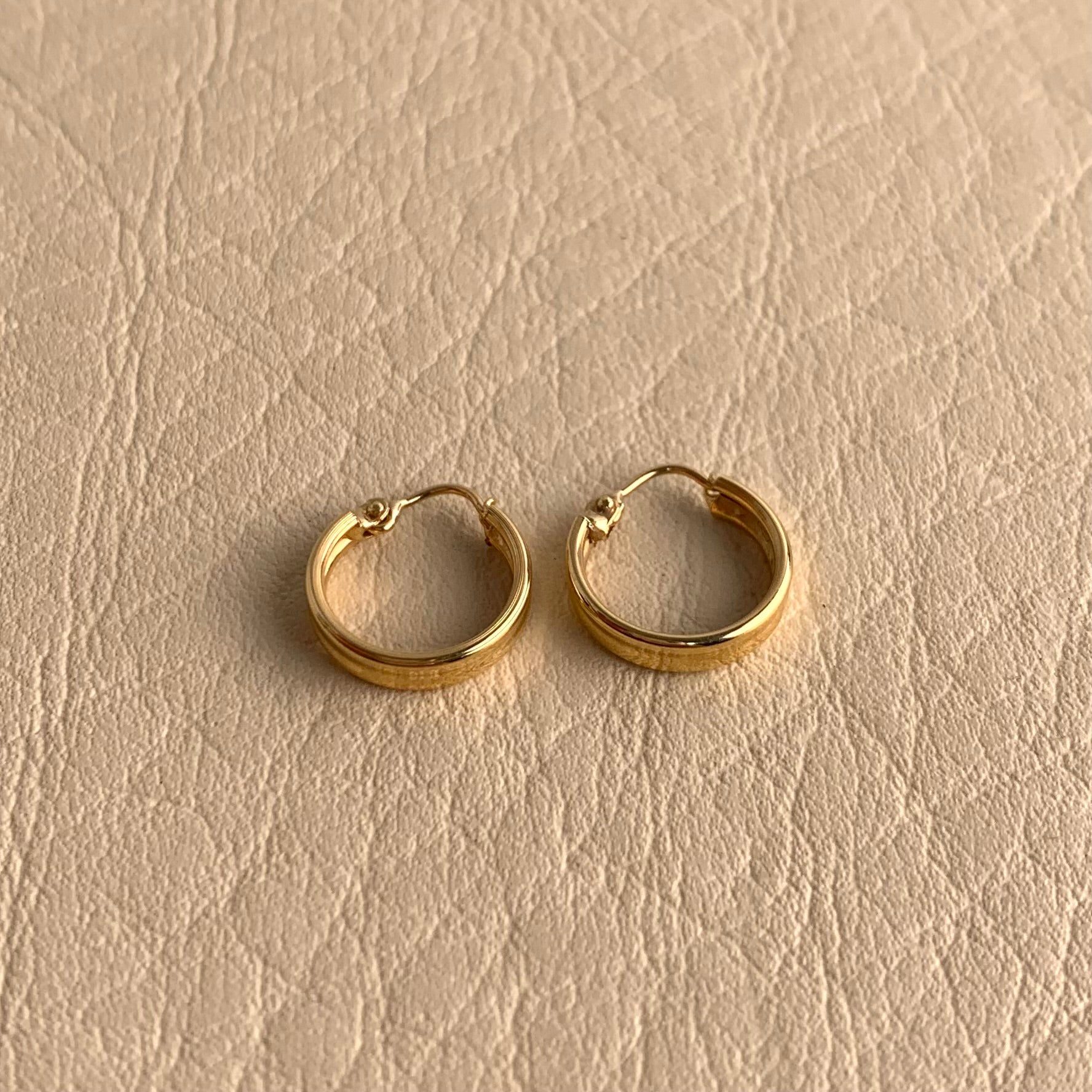 CANDONGA RAYADA ORO AMARILLO 18K 1,28 GR / 1,3 CM
