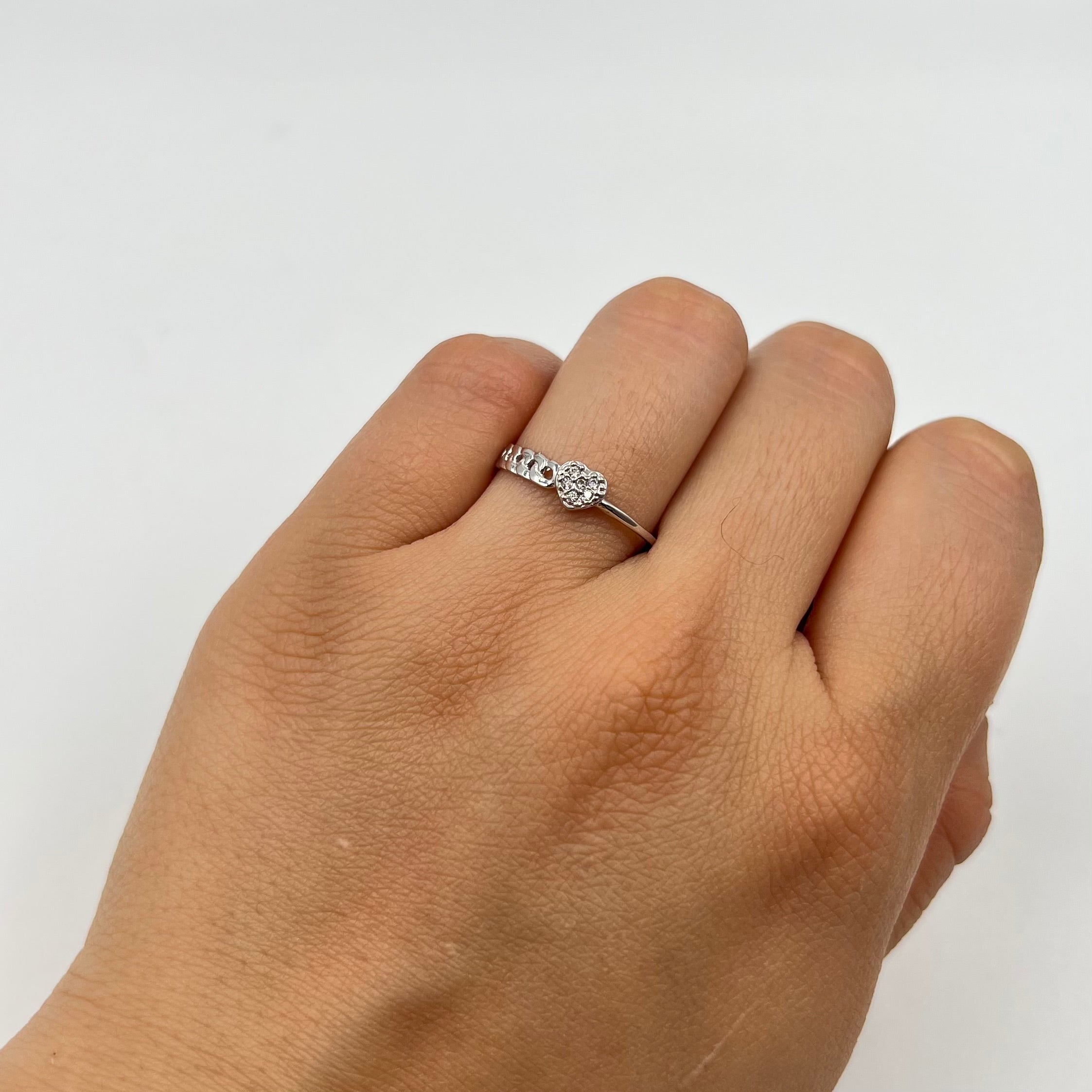 ANILLO CORAZON CIRCONES  ORO BLANCO 18K / TALLA 6 /1/4 / 1,1 GR / 3 MM