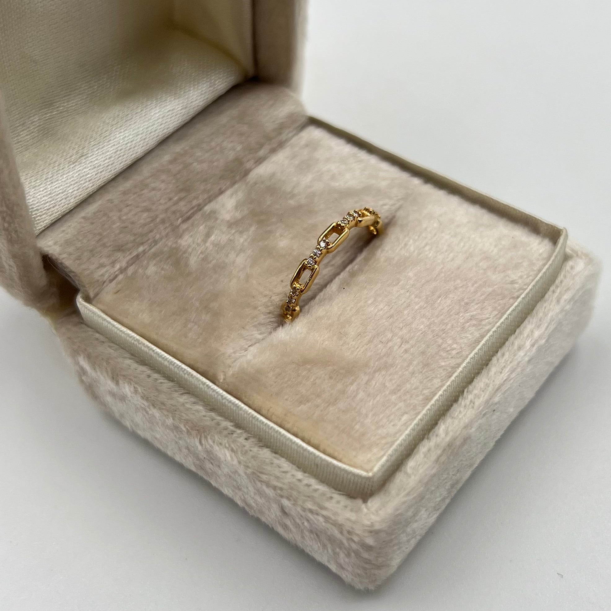 ANILLO ESLABON CON CIRCONES  ORO AMARILLO 18K / TALLA 6/5 / 1,74 GR / 2 MM