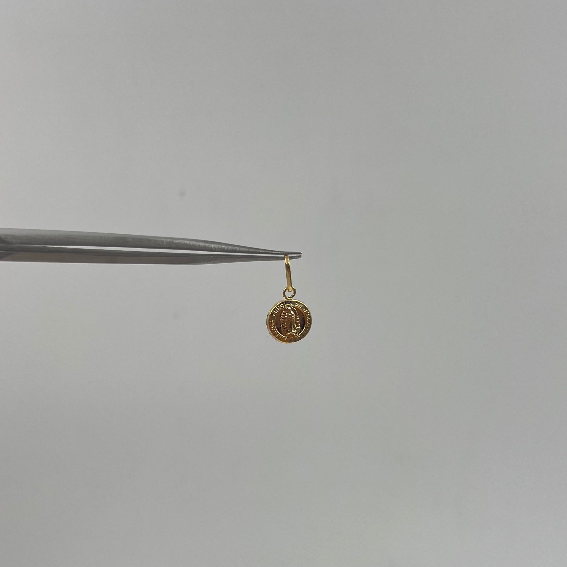 DIJE VIRGEN GUADALUPE ORO AMARILLO 18K 0,36 GR / 8 MM / 0,8 CM