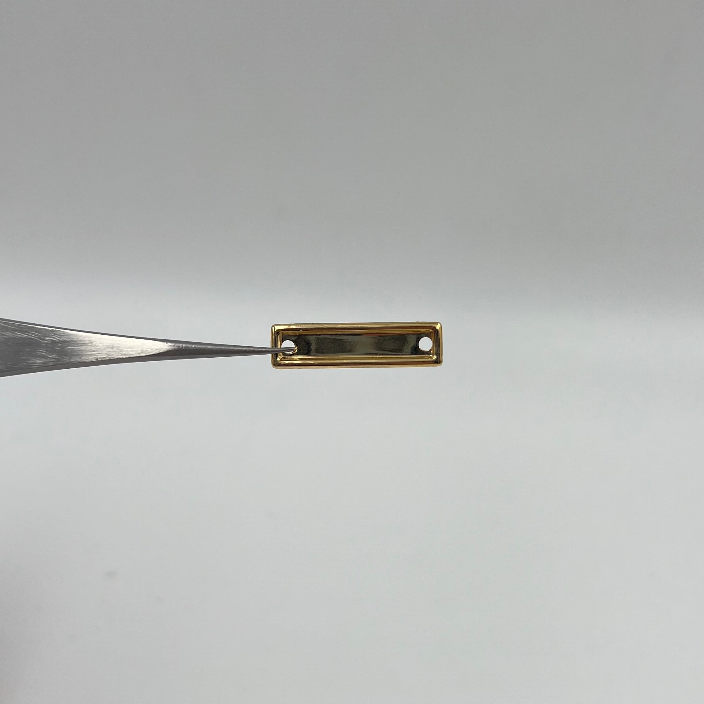 HERRAJE PLACA ORO AMARILLO 18K 0,77 GR / 2,6 CM