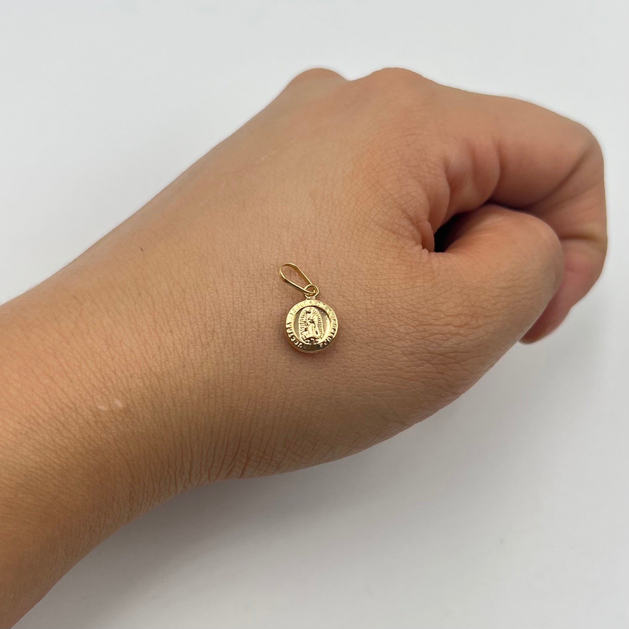 DIJE VIRGEN GUADALUPE ORO AMARILLO 18K 0,36 GR / 8 MM / 0,8 CM