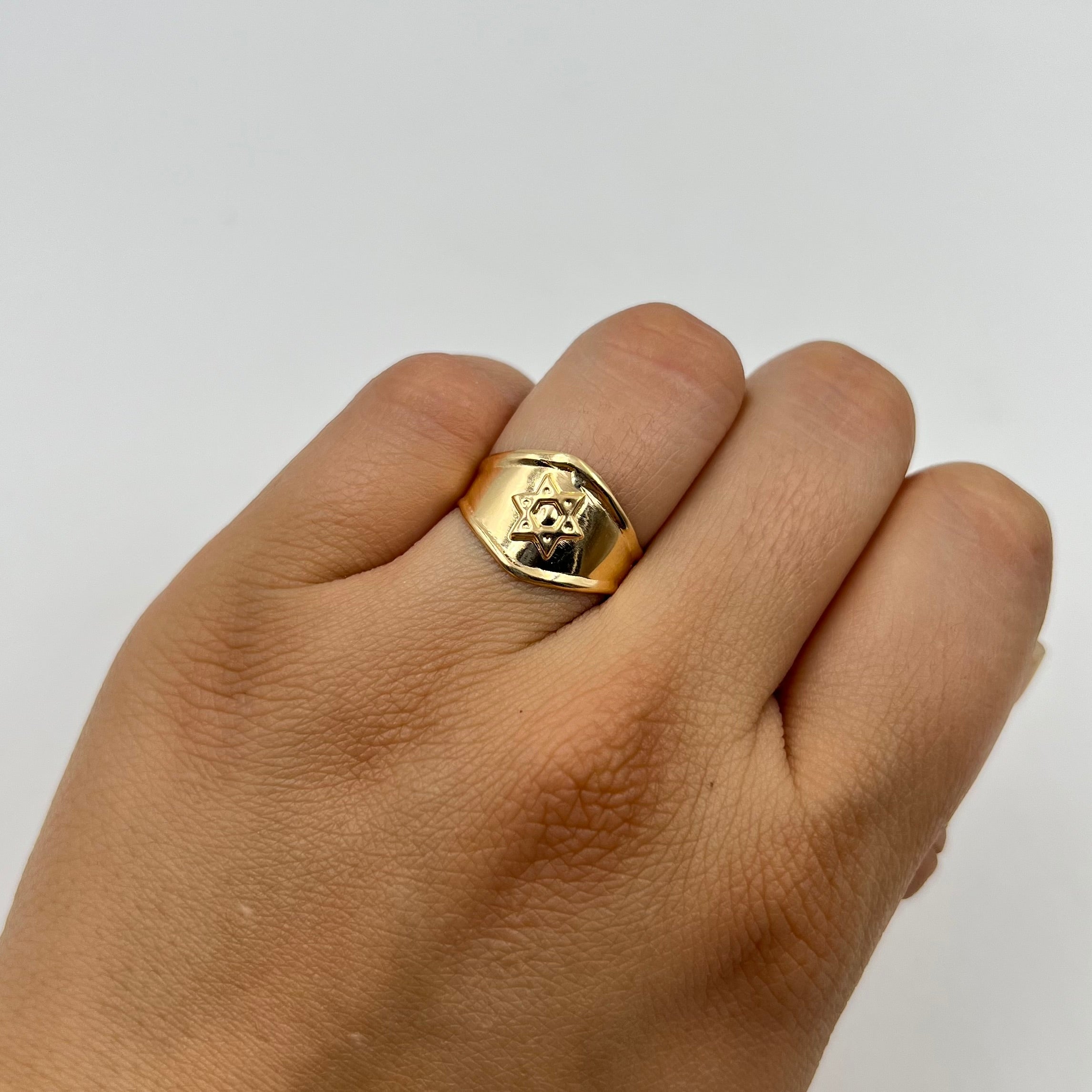 ANILLO ESTRELLA DE DAVID  ORO AMARILLO 18K / TALLA 5 3/4 / 1,36 GR / 11 MM