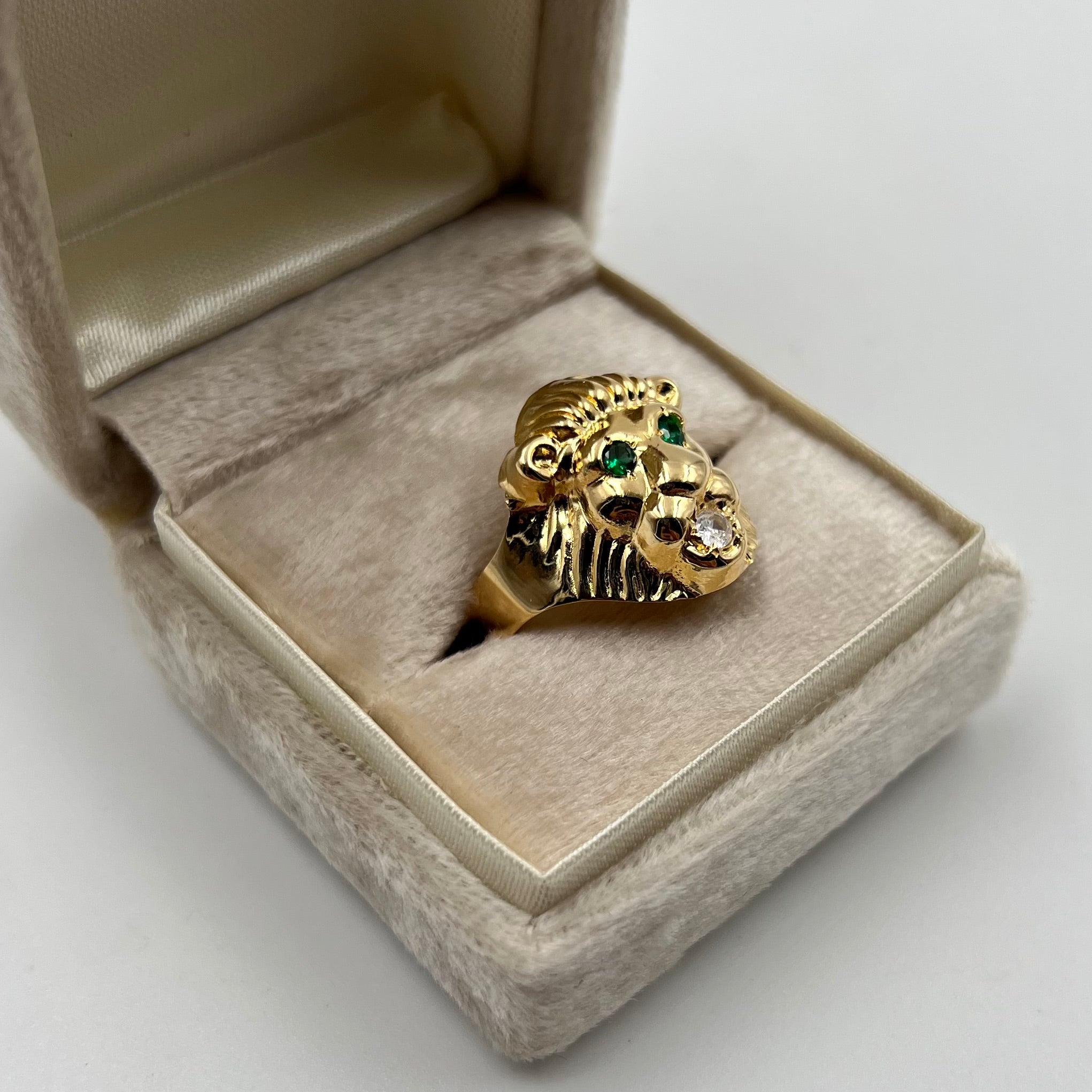 ANILLO LEON  ORO AMARILLO 18K / TALLA 11 / 3,75 GR / 21 MM